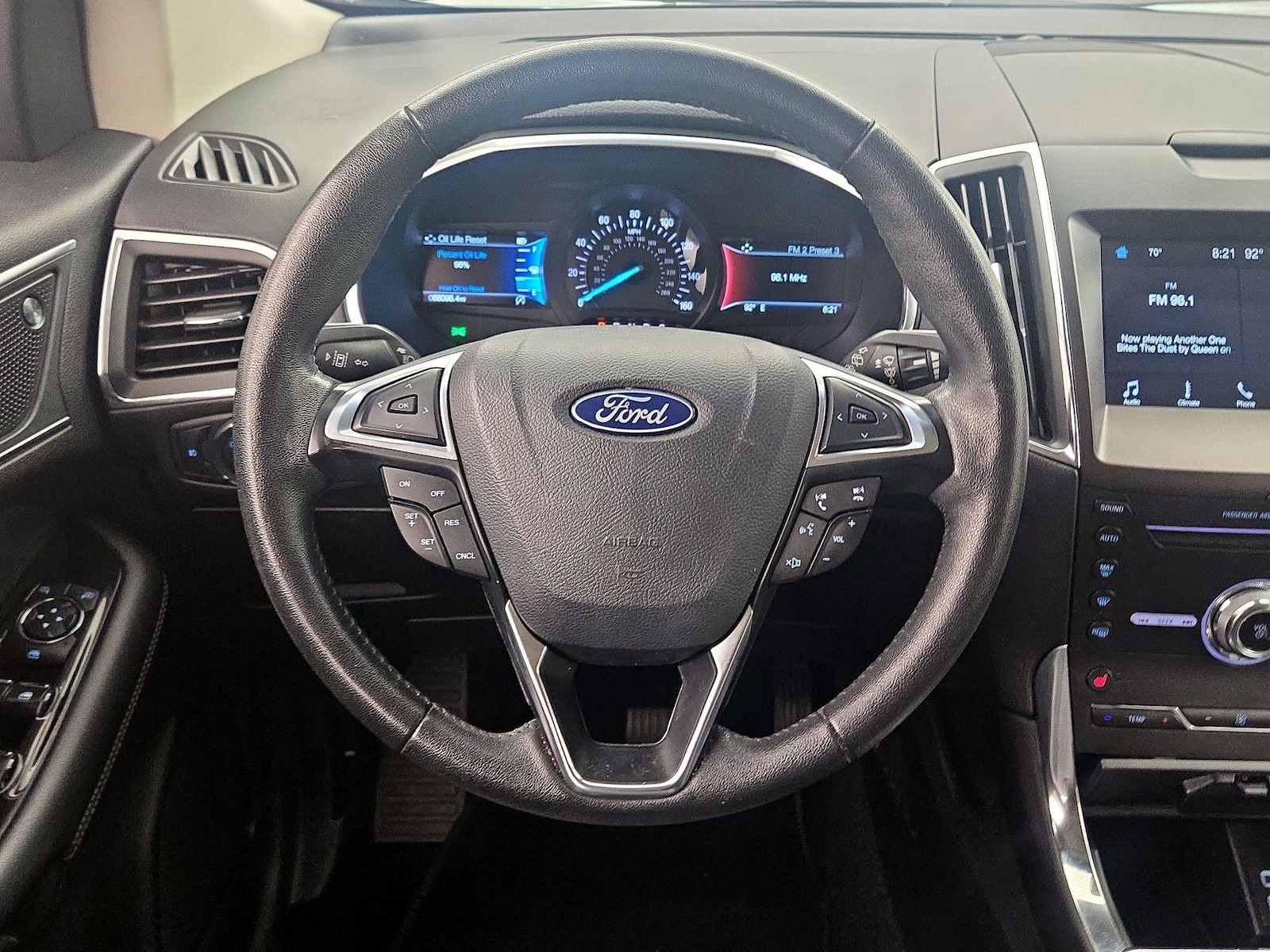 2019 Ford Edge Titanium - Photo 11