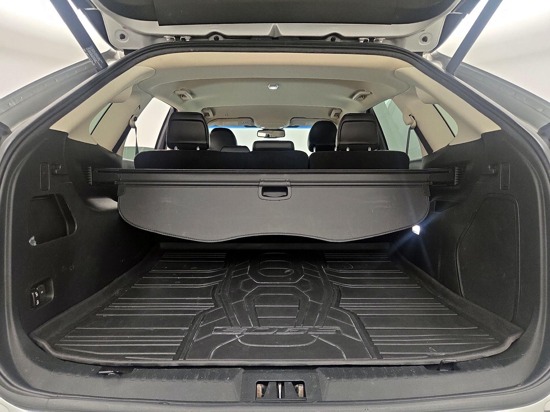 Thumbnail: 2019 Ford Edge - 20