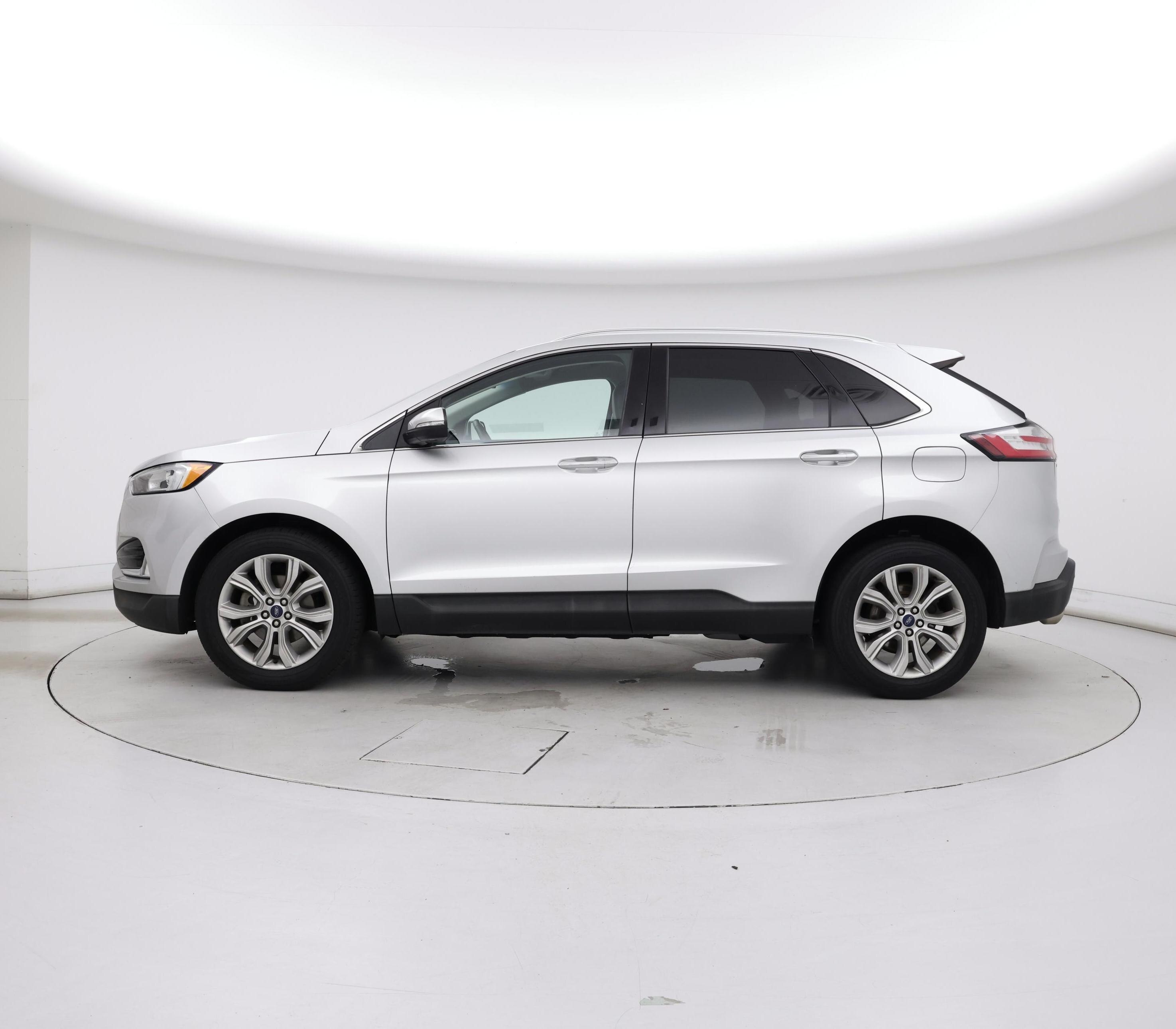 Thumbnail: 2019 Ford Edge - 3