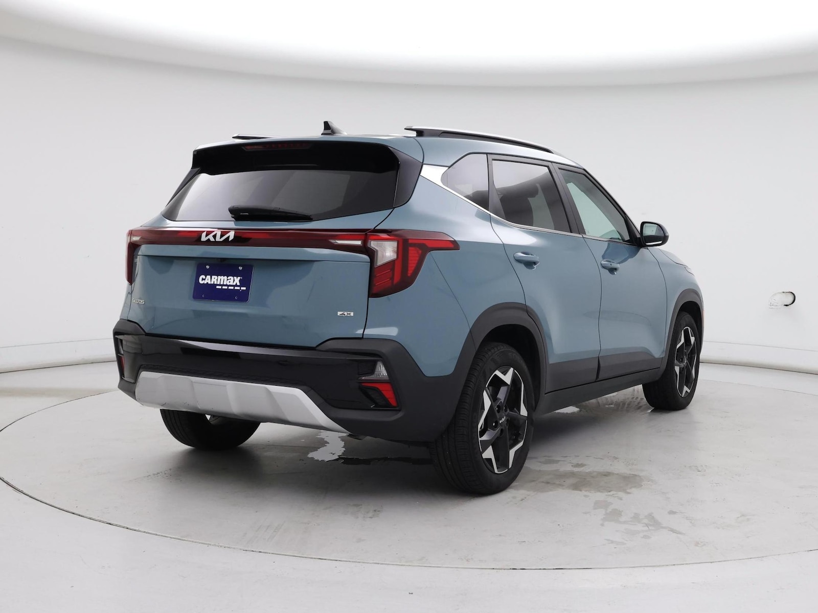 2025 Kia Seltos EX - Photo 9