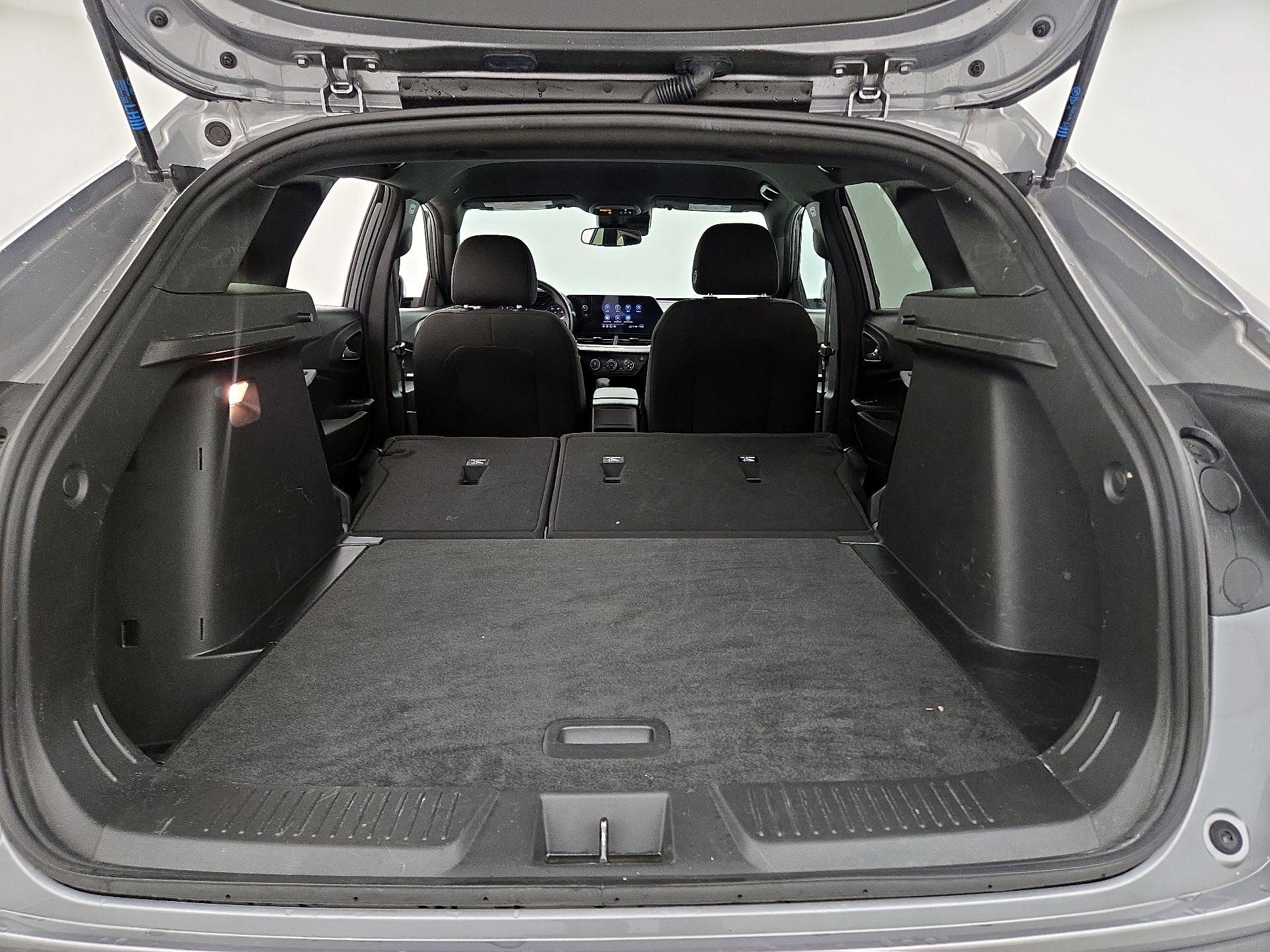 Thumbnail: 2024 Chevrolet Trax - 20