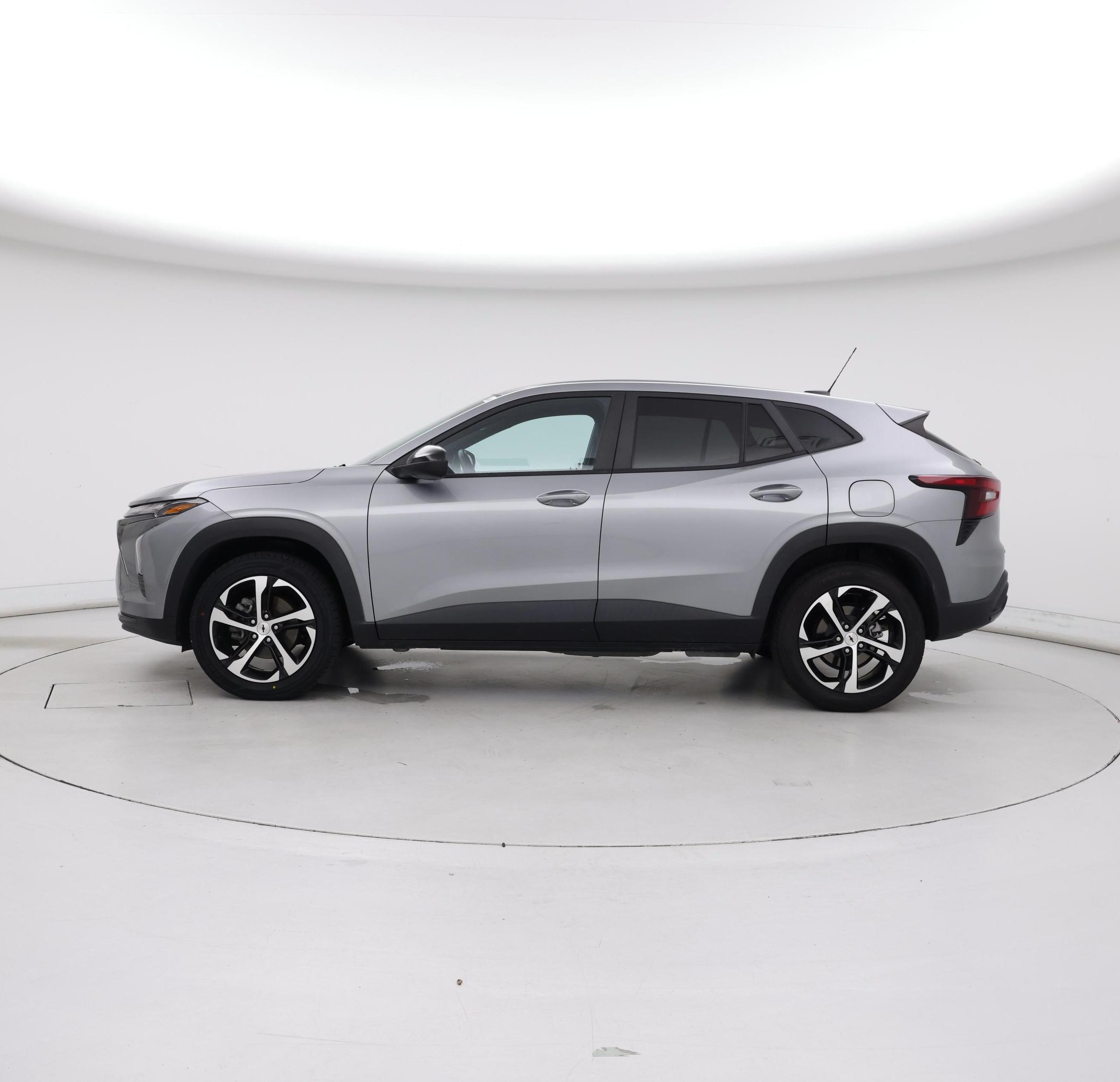 Thumbnail: 2024 Chevrolet Trax - 3