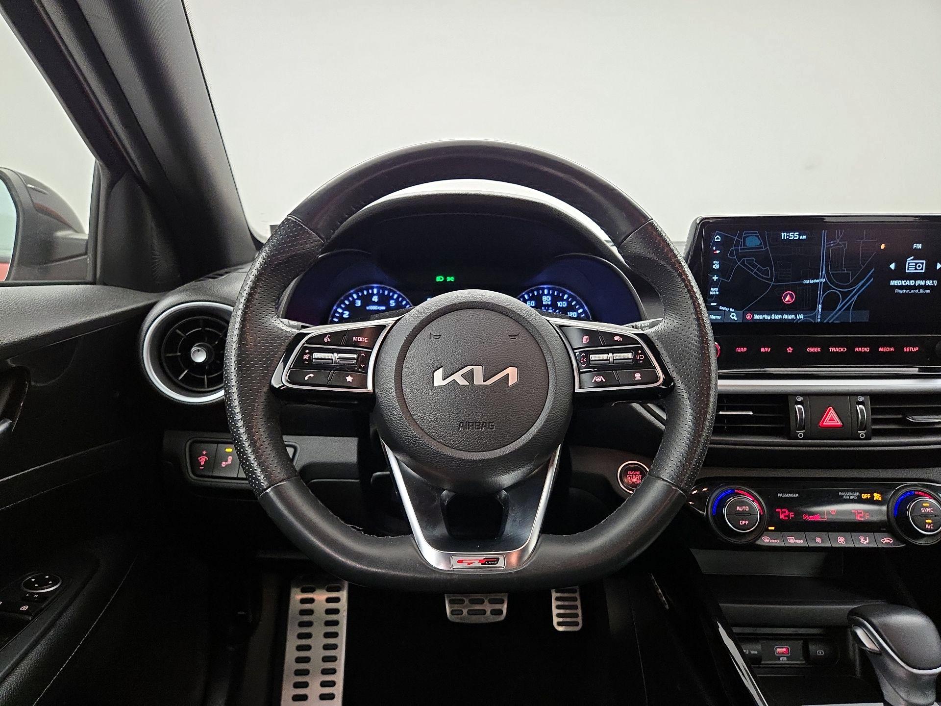 Thumbnail: 2023 Kia Forte - 10