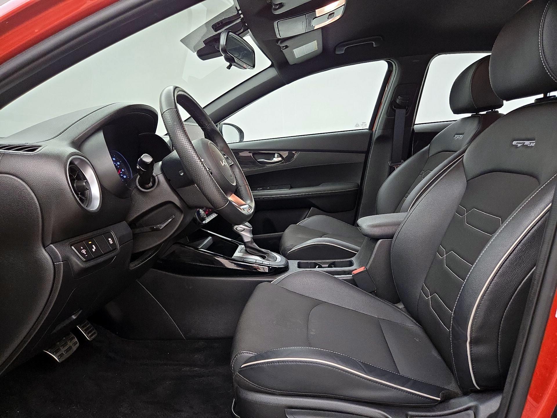 Thumbnail: 2023 Kia Forte - 11