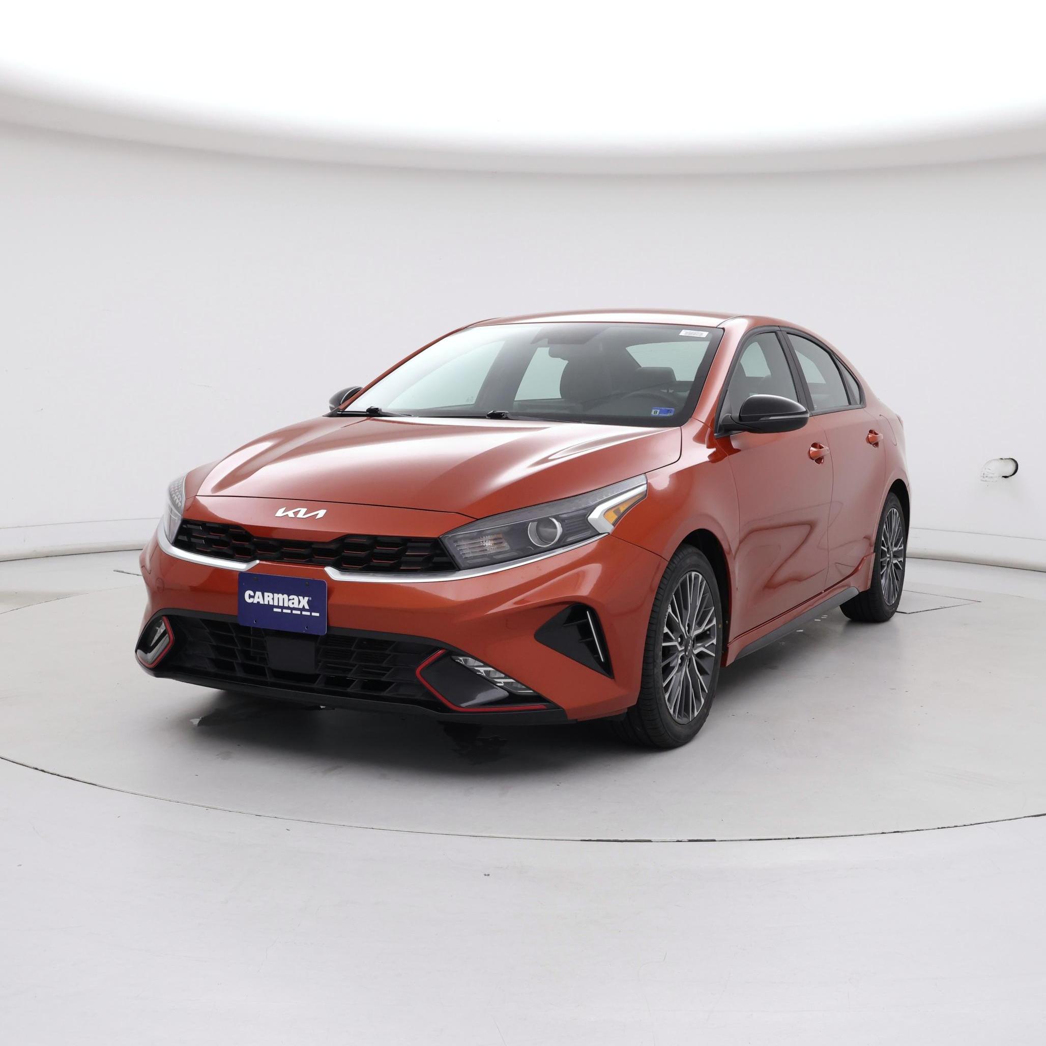 Thumbnail: 2023 Kia Forte - 4