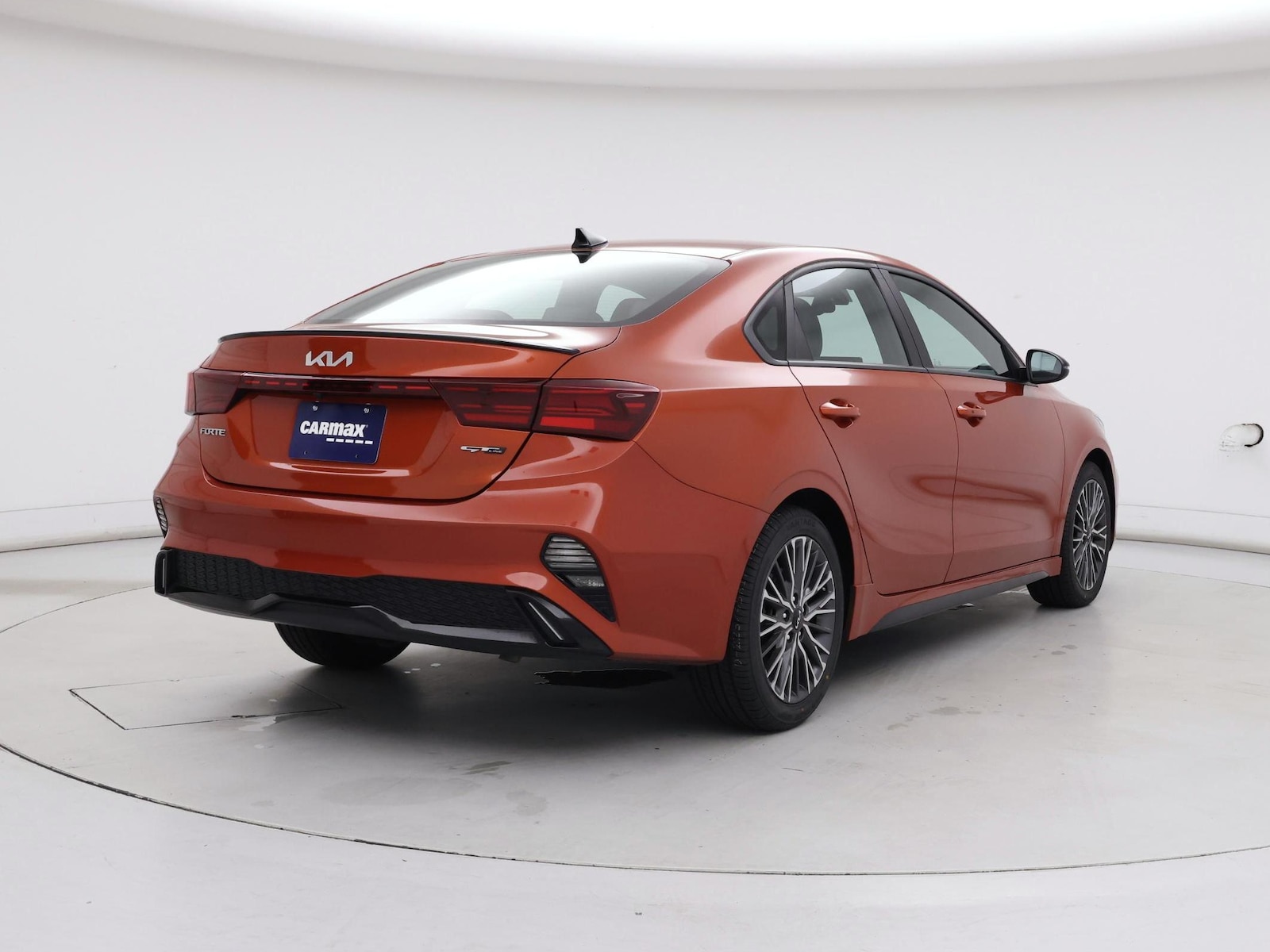 2023 Kia Forte GT-Line - Photo 9