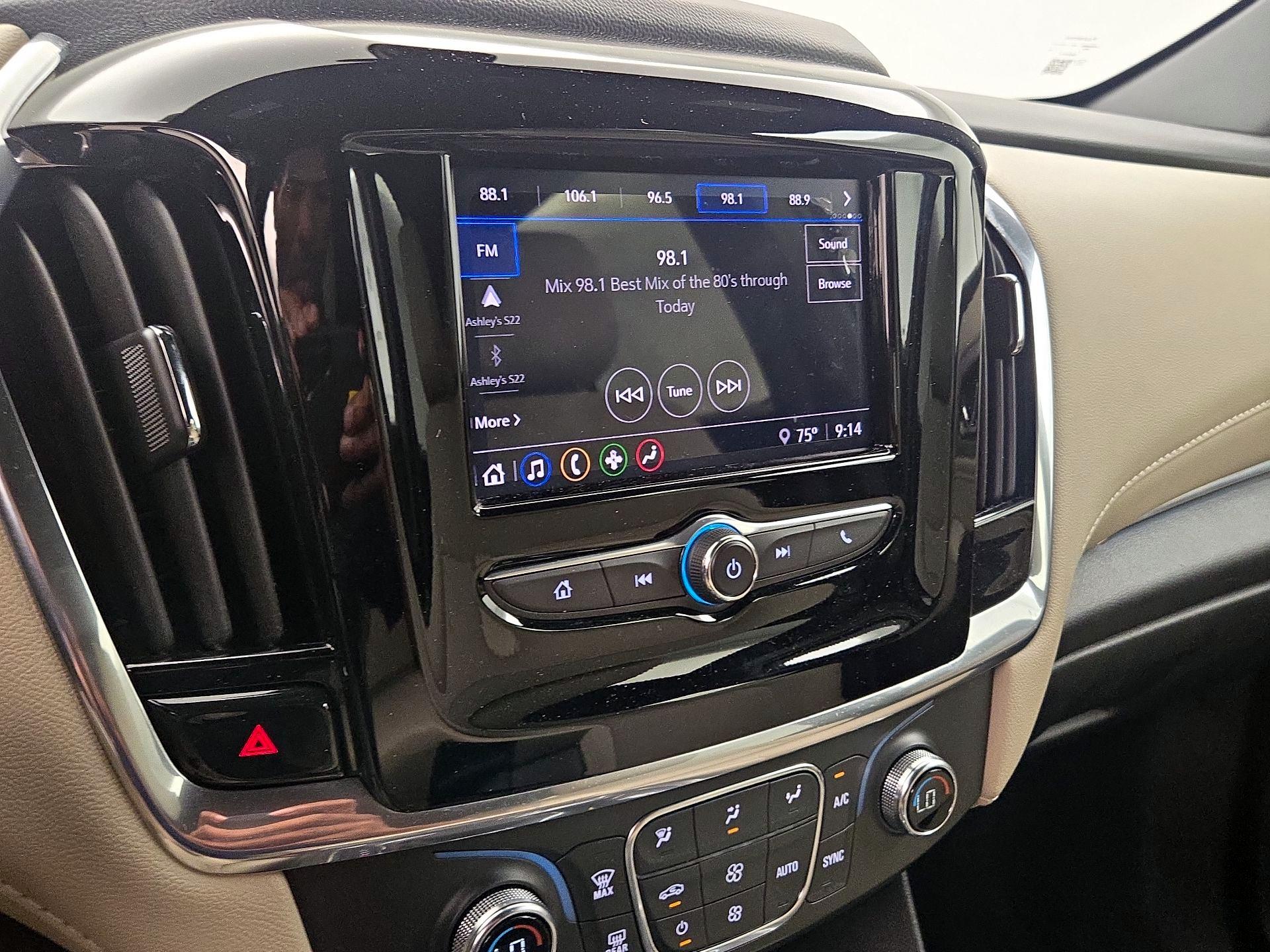 Thumbnail: 2023 Chevrolet Traverse - 15