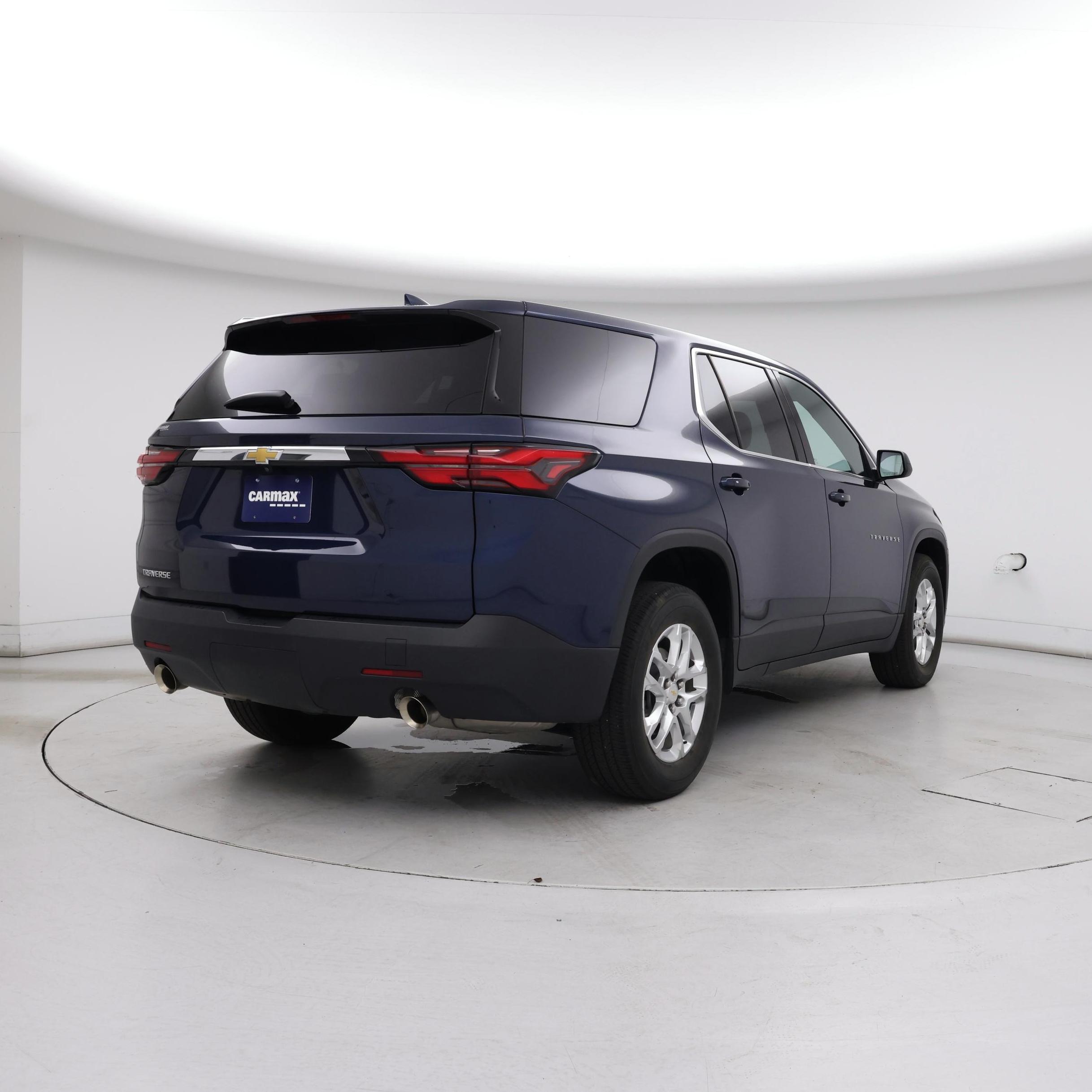 Thumbnail: 2023 Chevrolet Traverse - 8