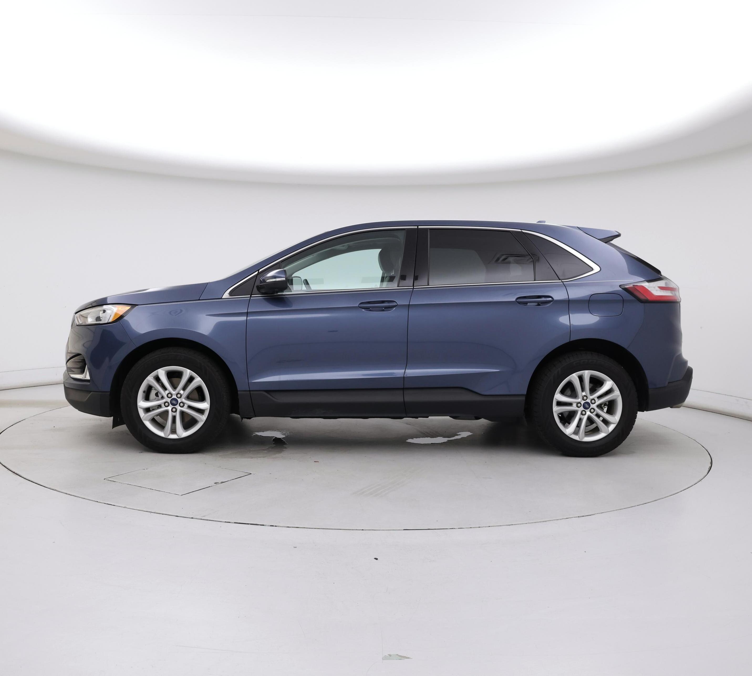 Thumbnail: 2019 Ford Edge - 3