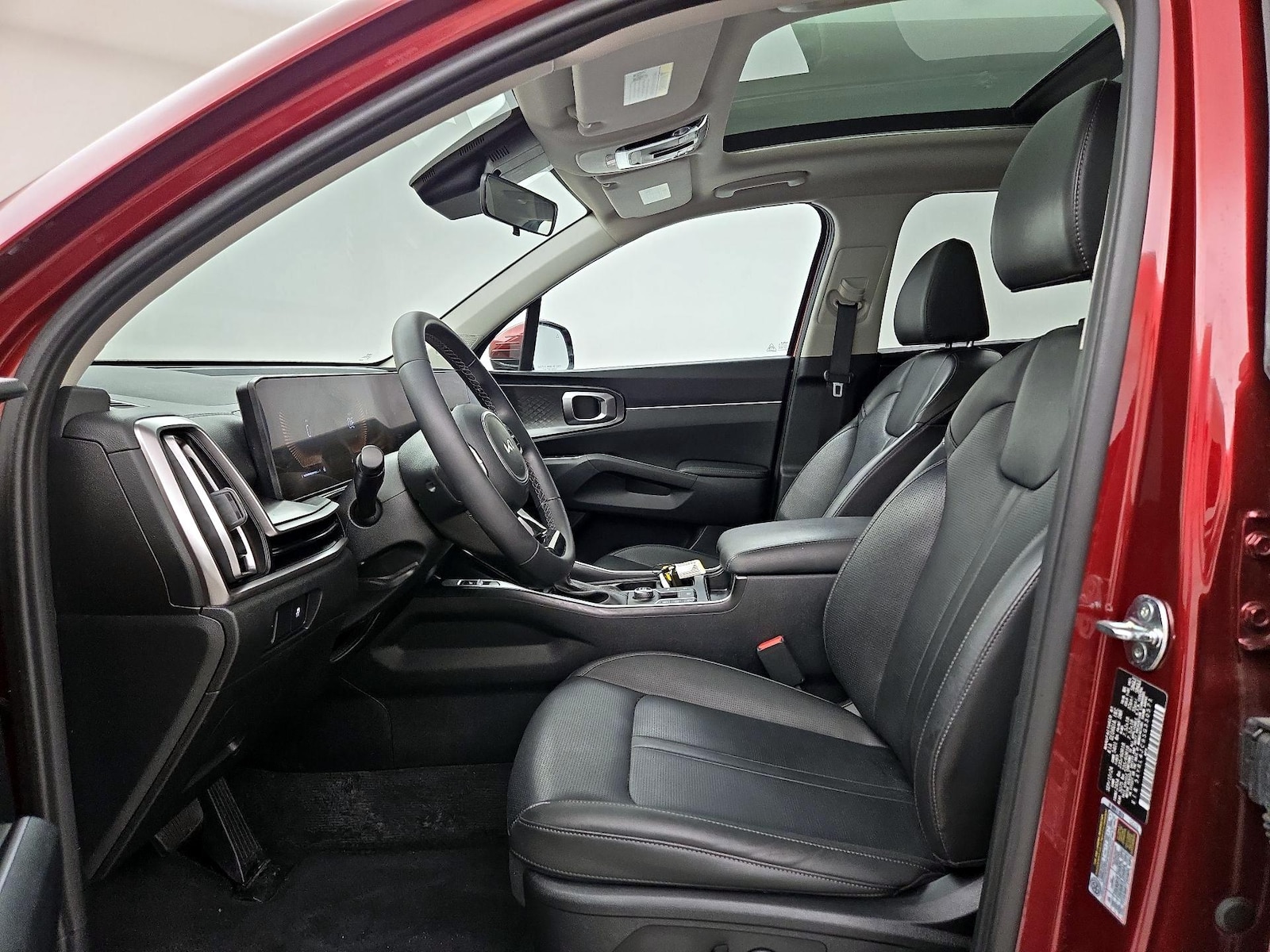 2025 Kia Sorento S - Photo 12