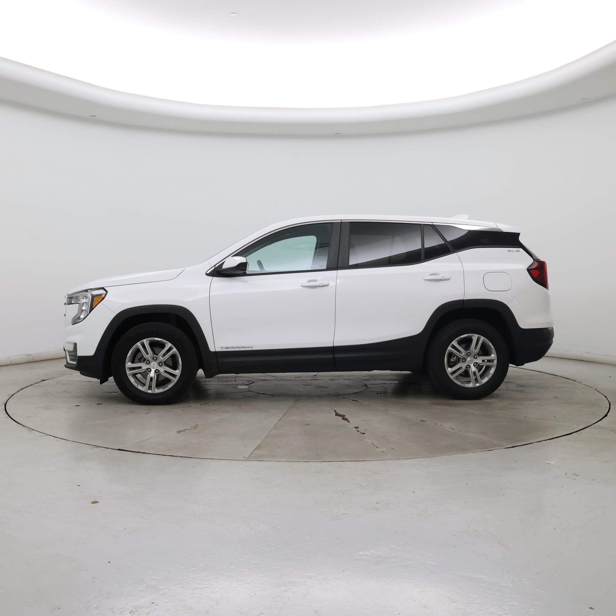 Thumbnail: 2023 GMC Terrain - 3