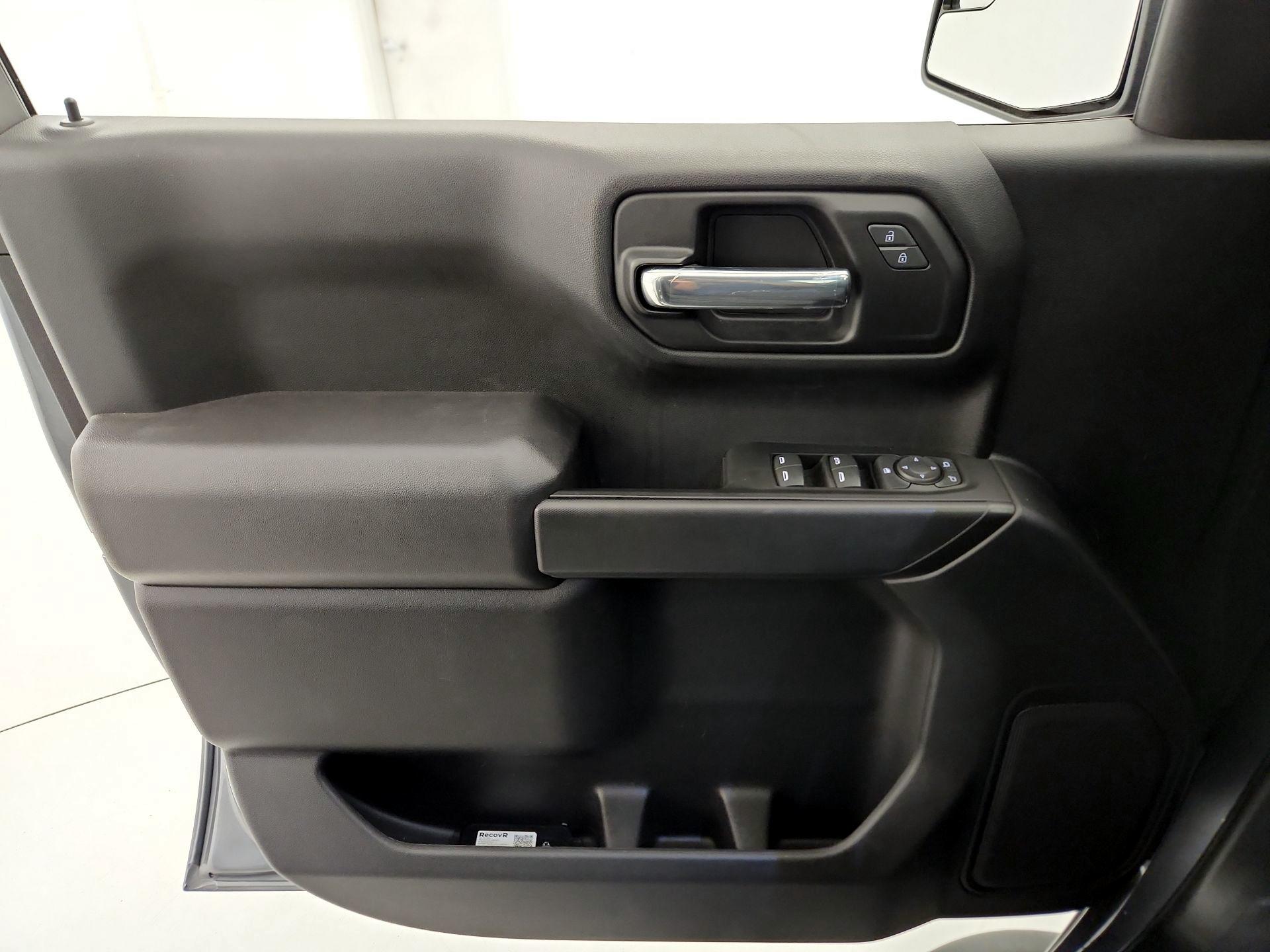 Thumbnail: 2022 Chevrolet Silverado 1500 - 12