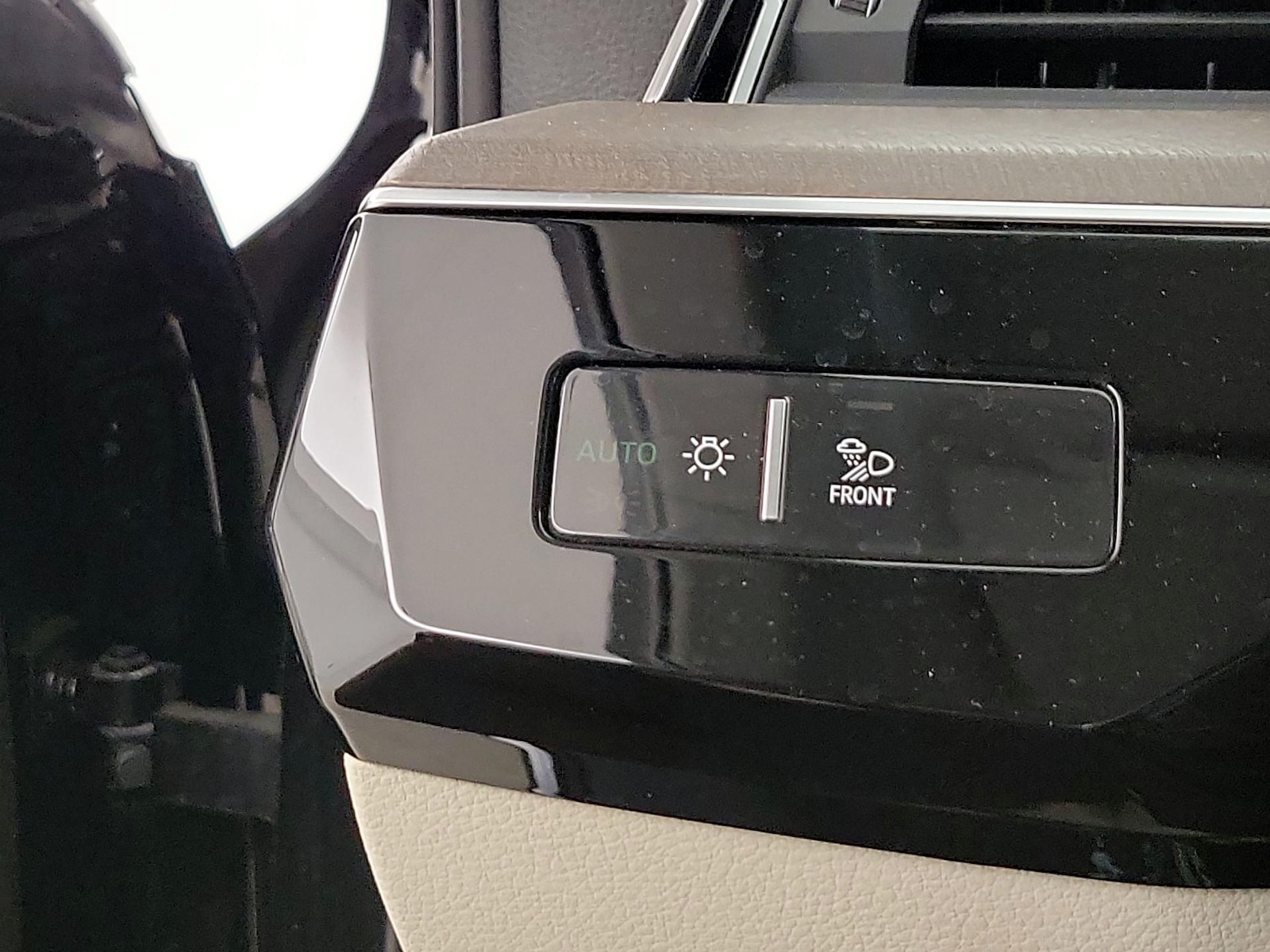 2024 Audi Q8 e-tron Premium Plus - Photo 14