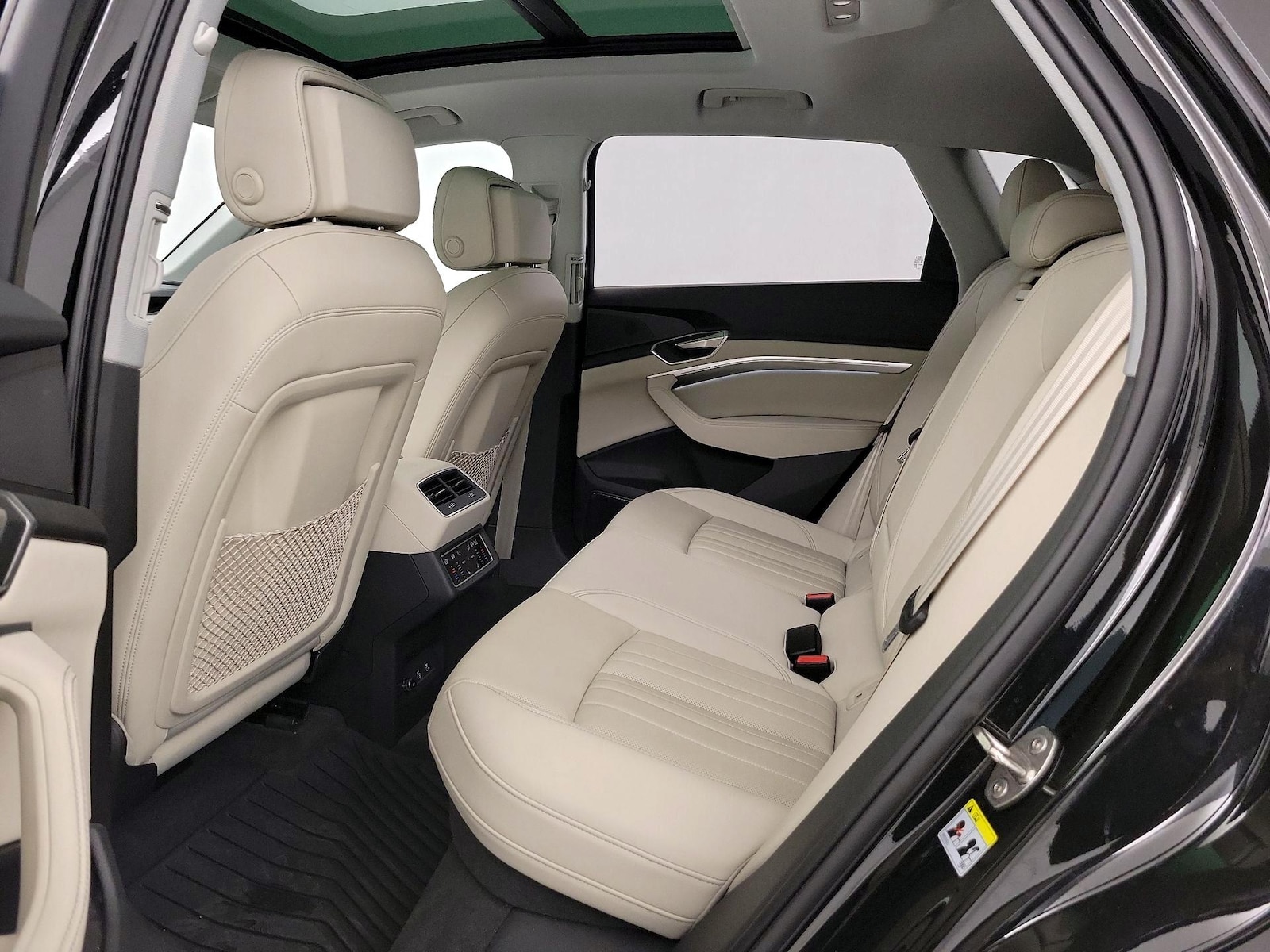 2024 Audi Q8 e-tron Premium Plus - Photo 22