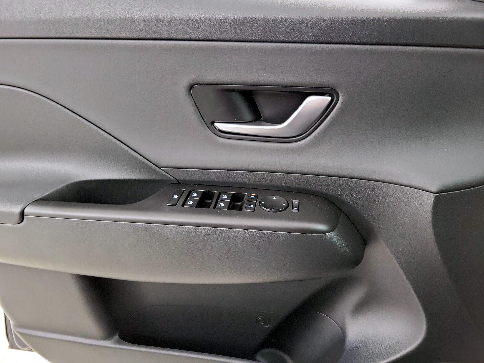Thumbnail: 2025 Hyundai Kona - 12