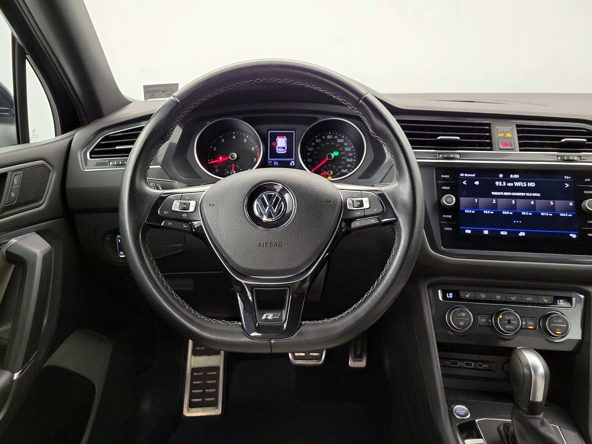 Thumbnail: 2020 Volkswagen Tiguan - 10