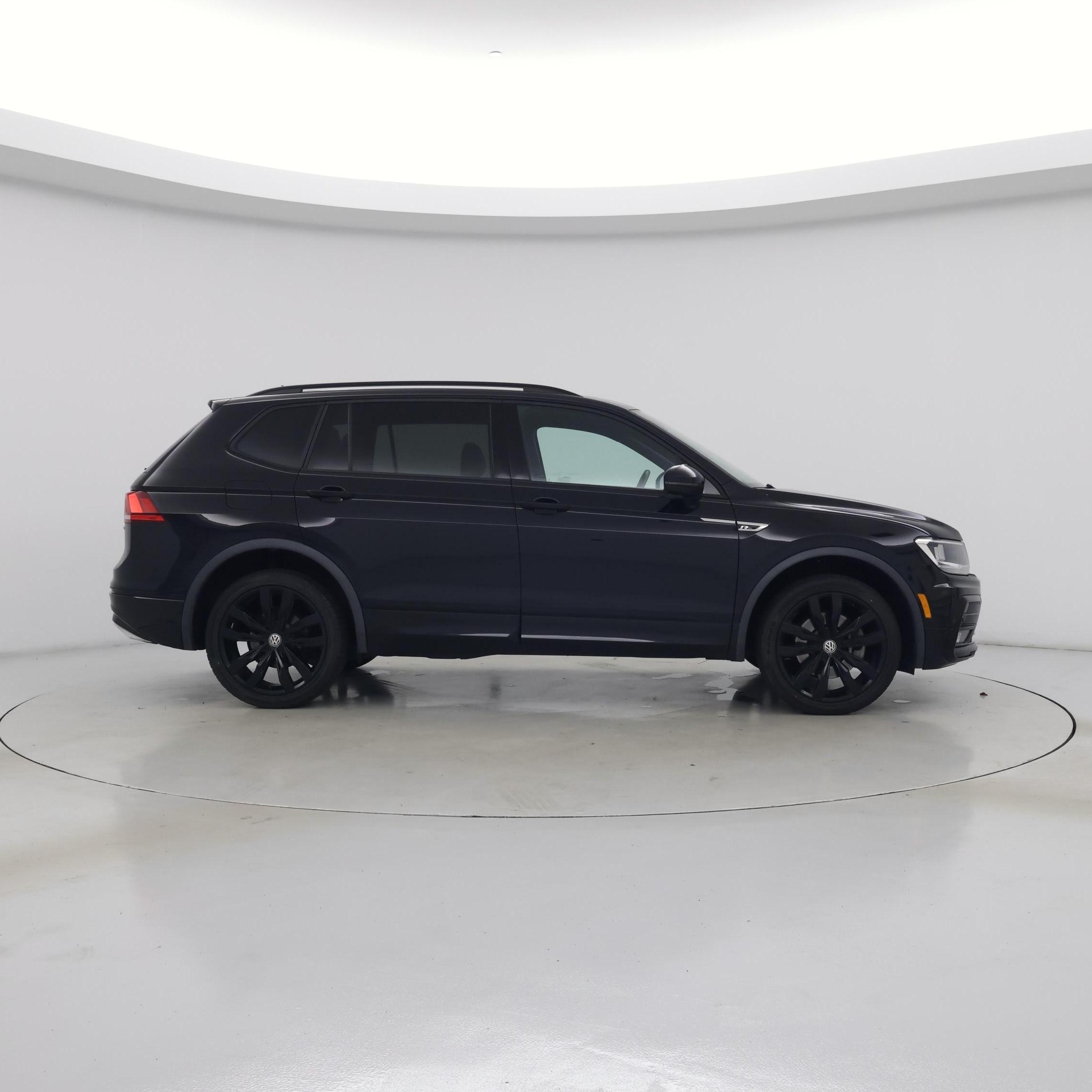 Thumbnail: 2020 Volkswagen Tiguan - 7