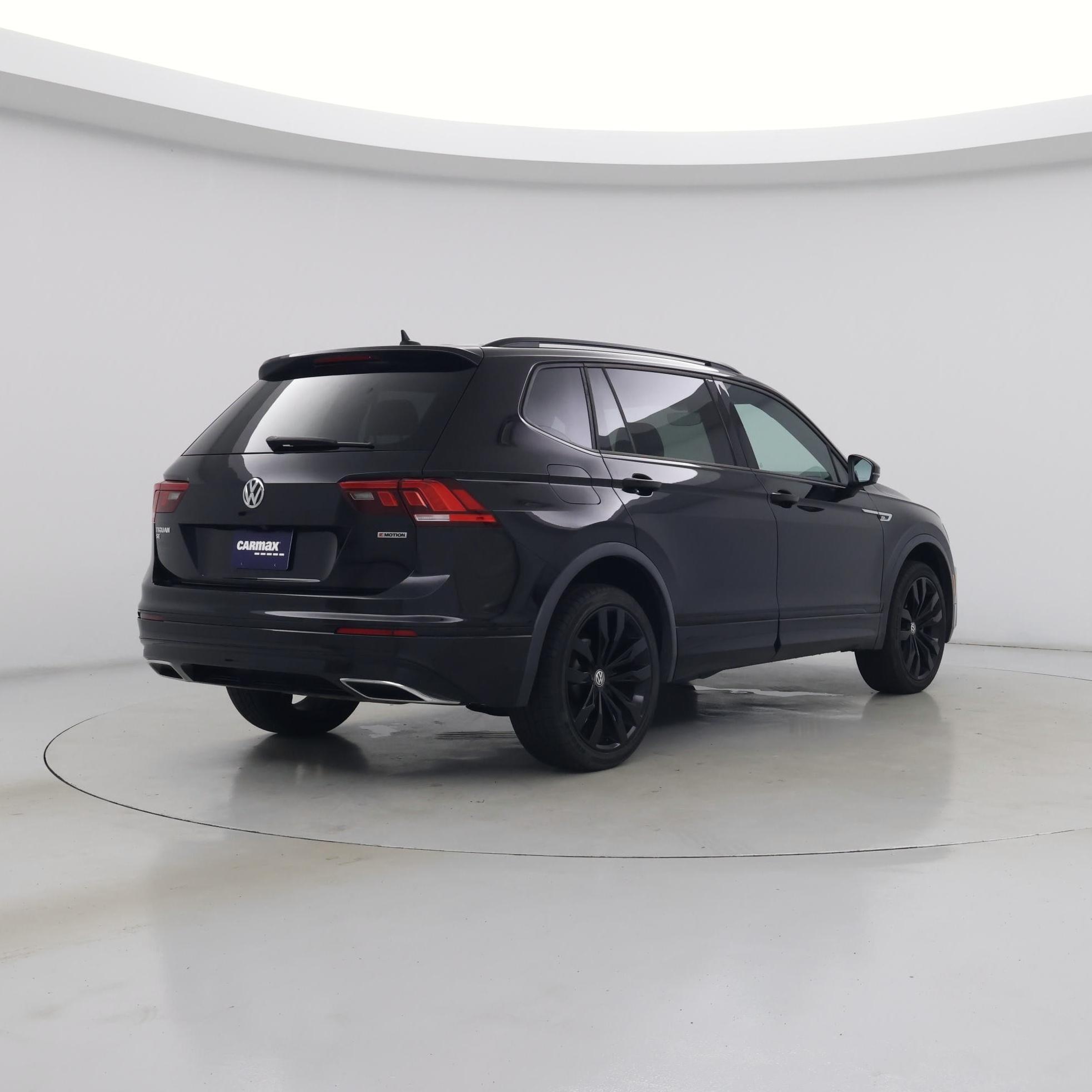 Thumbnail: 2020 Volkswagen Tiguan - 8