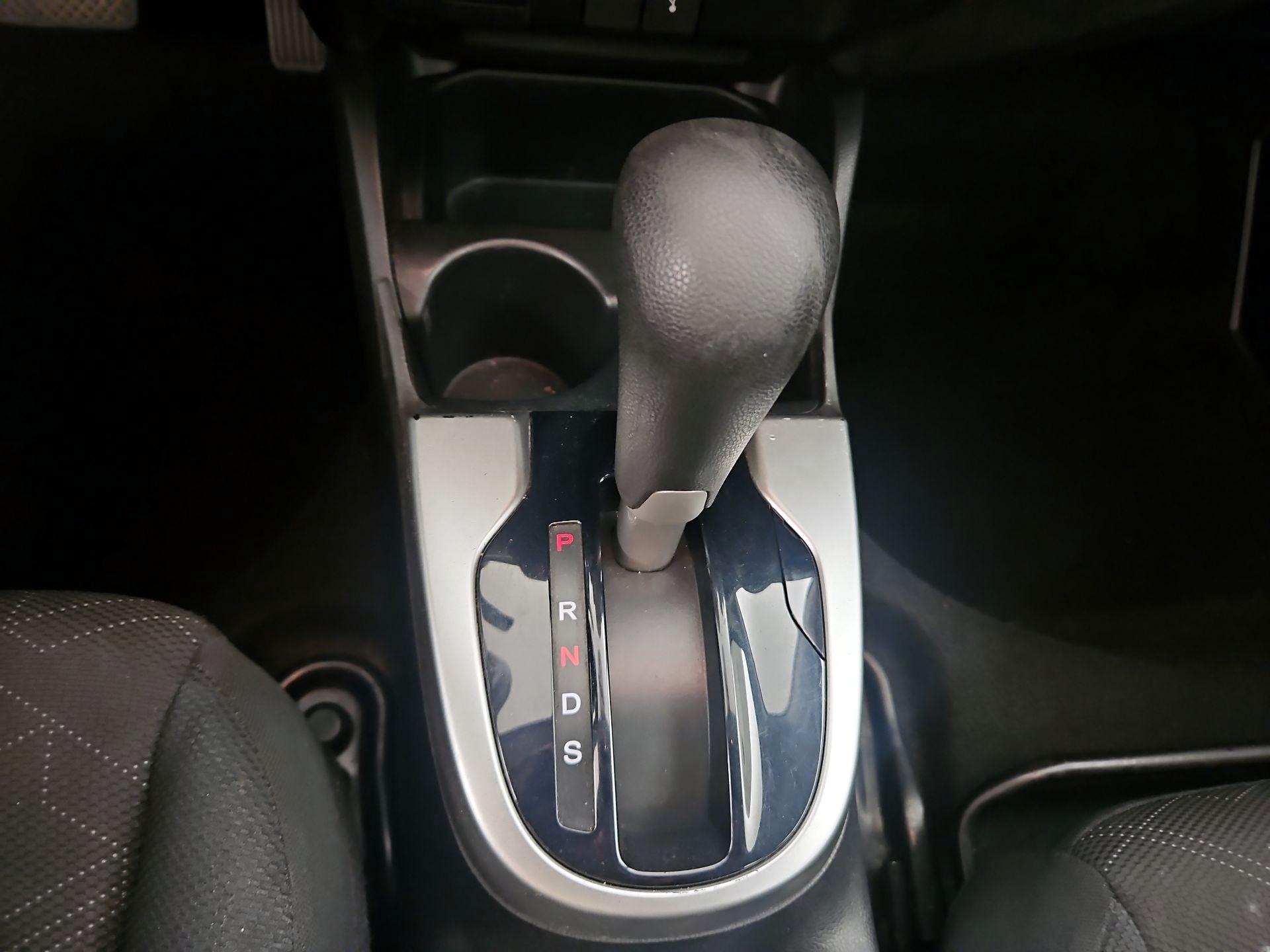 Thumbnail: 2015 Honda Fit - 17