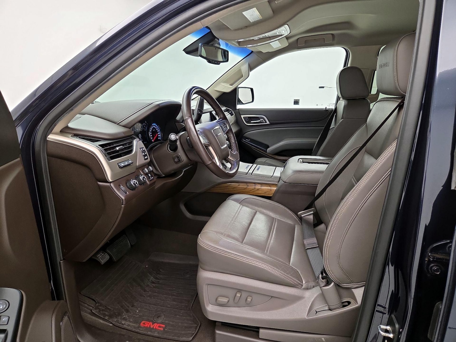 2019 GMC Yukon XL Denali - Photo 12