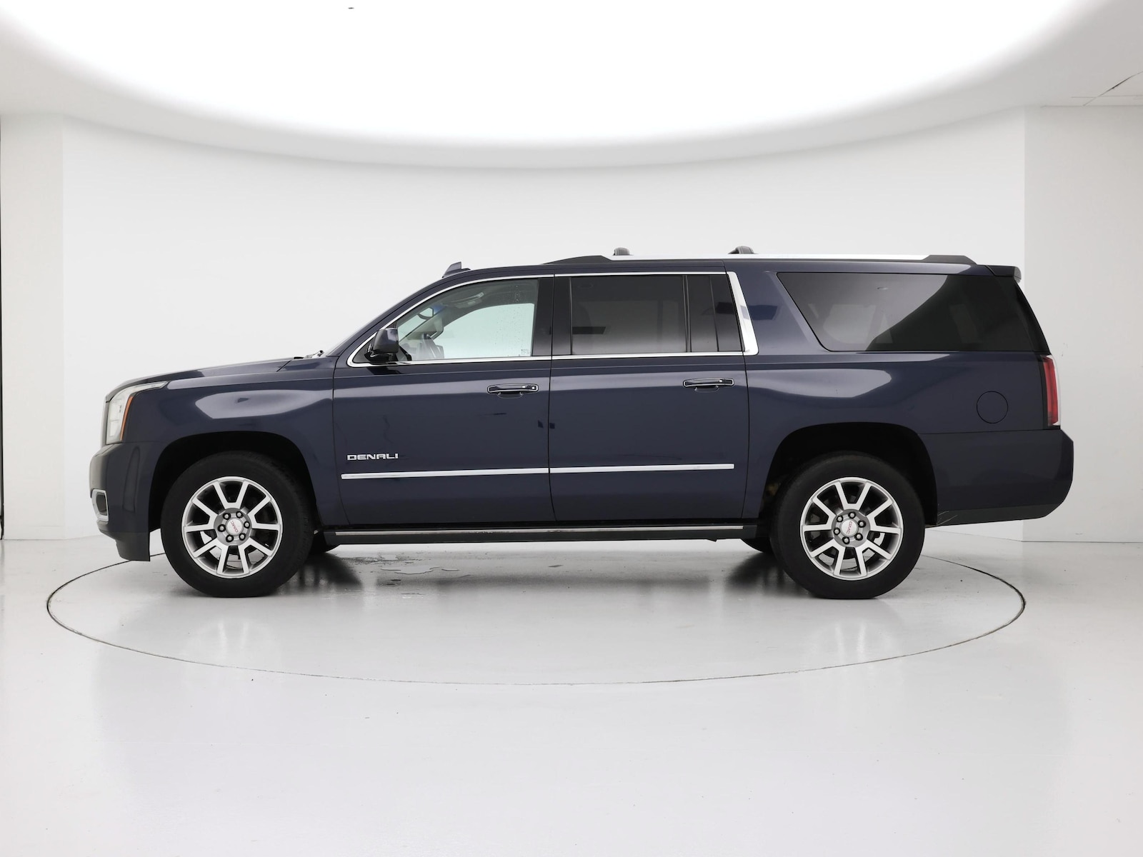 2019 GMC Yukon XL Denali - Photo 4