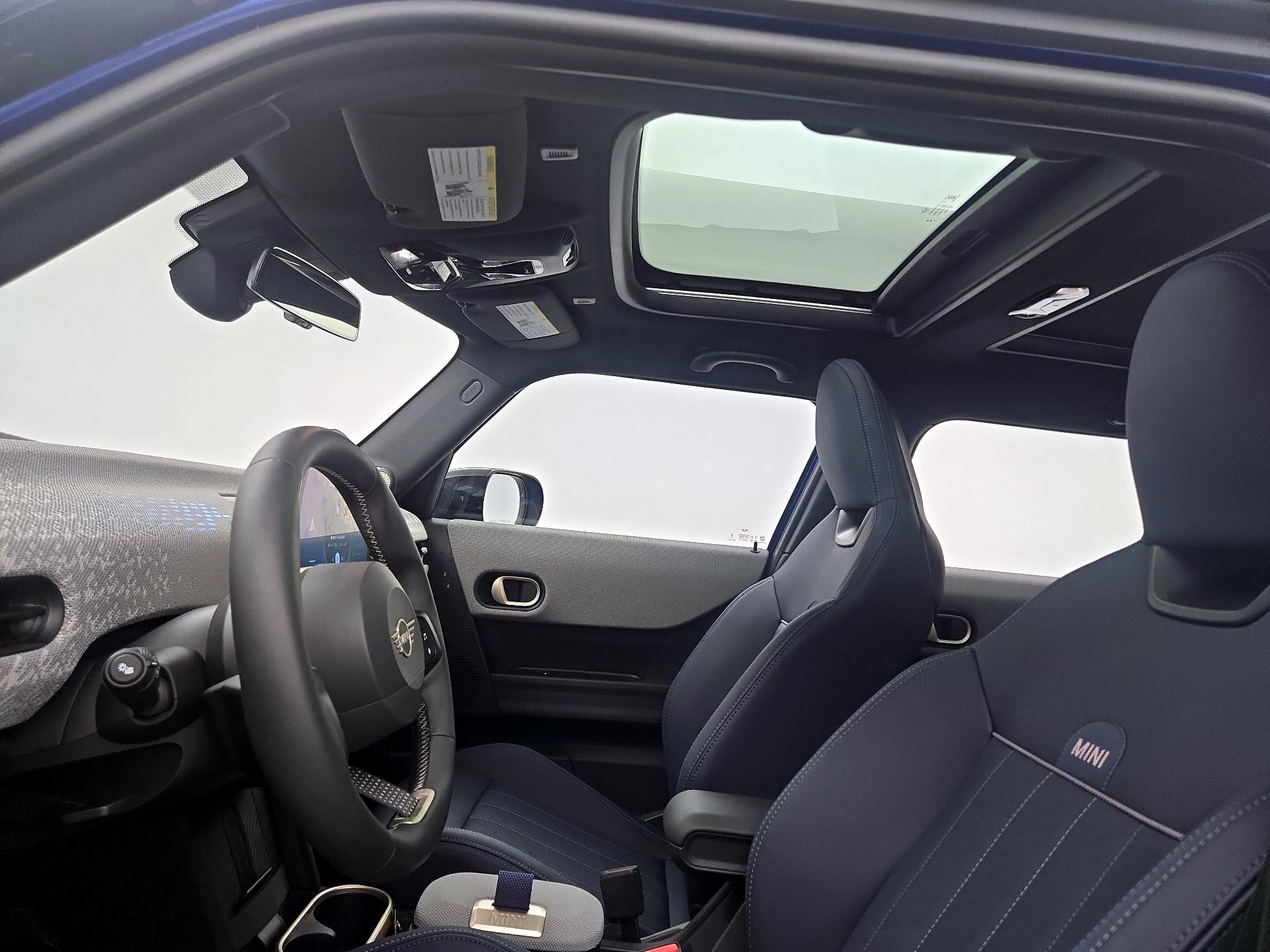 Thumbnail: 2026 MINI Cooper Hardtop - 18