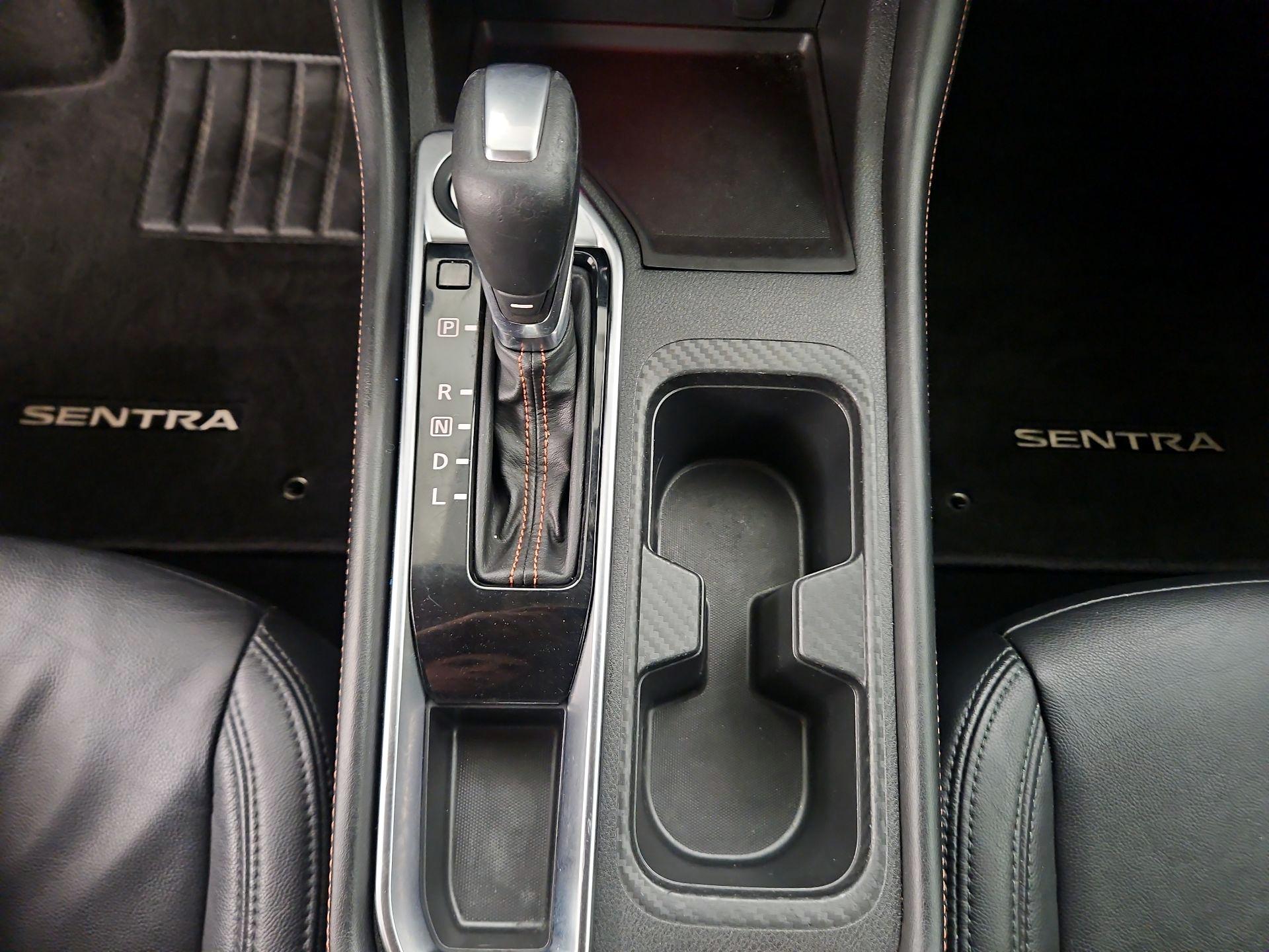 Thumbnail: 2020 Nissan Sentra - 17