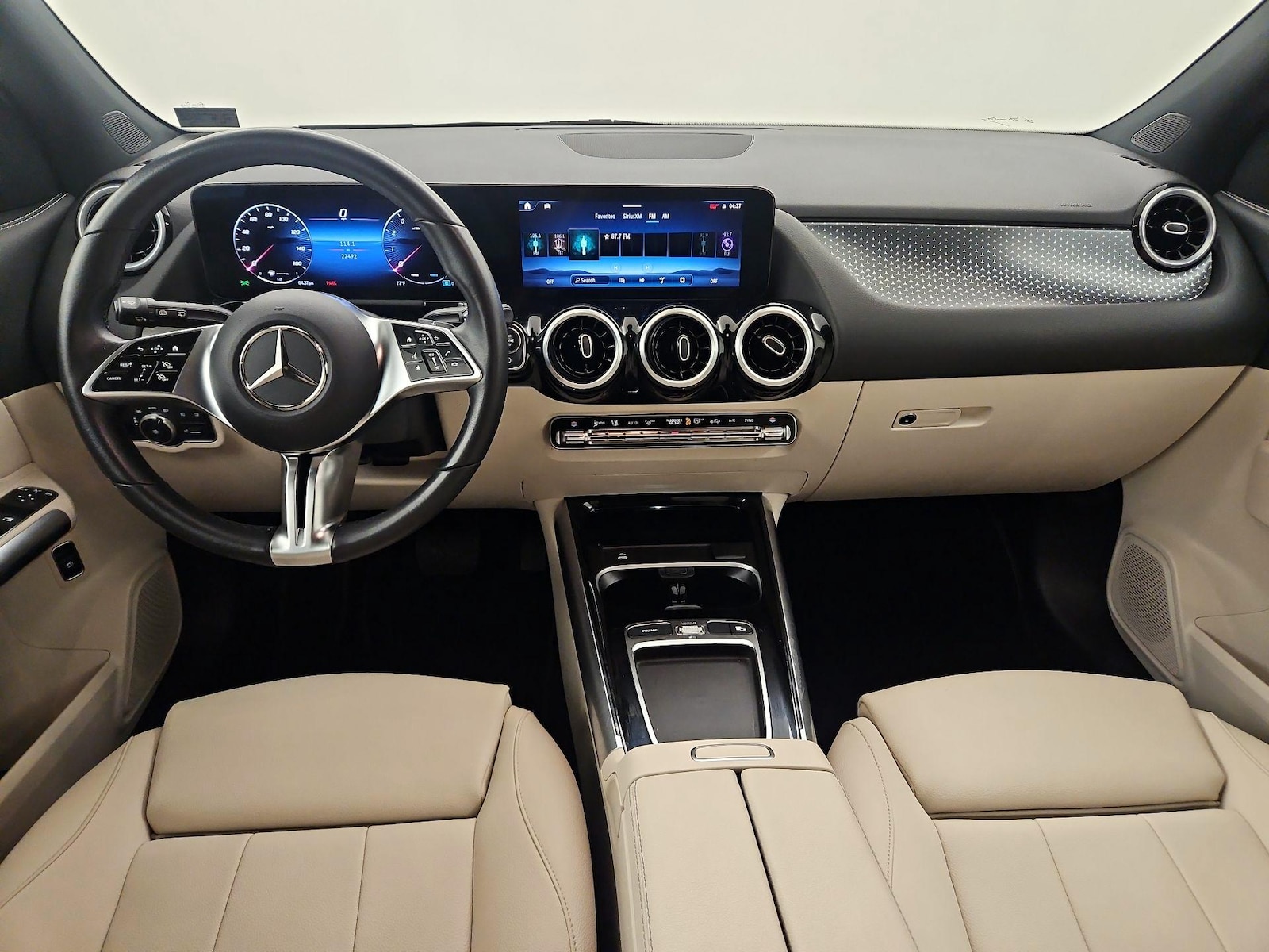 2025 Mercedes-Benz GLA GLA250 - Photo 10