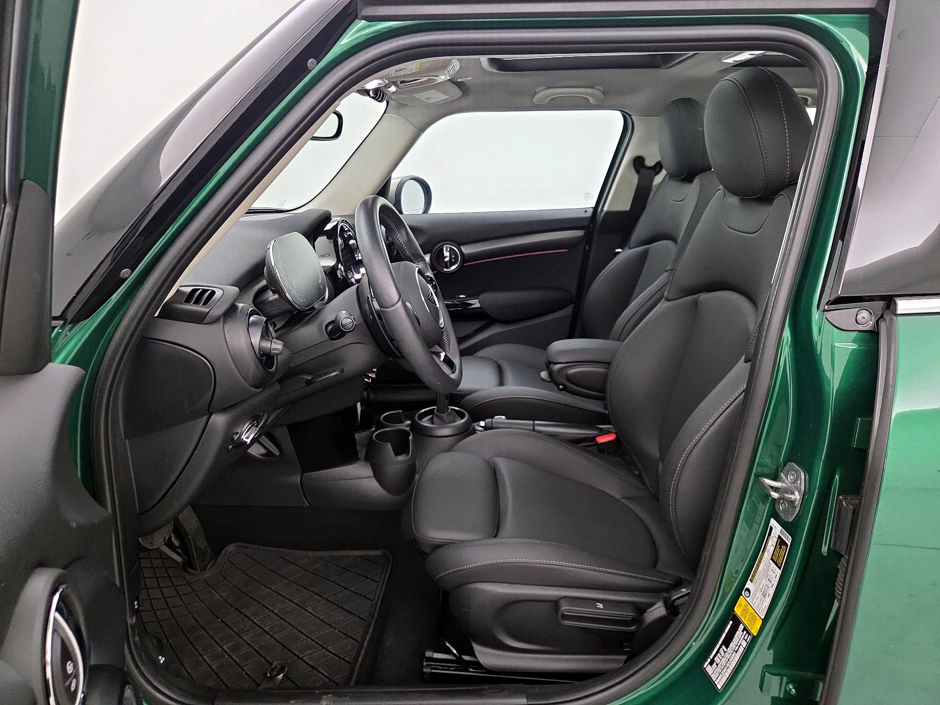 Thumbnail: 2024 MINI Cooper Hardtop - 11