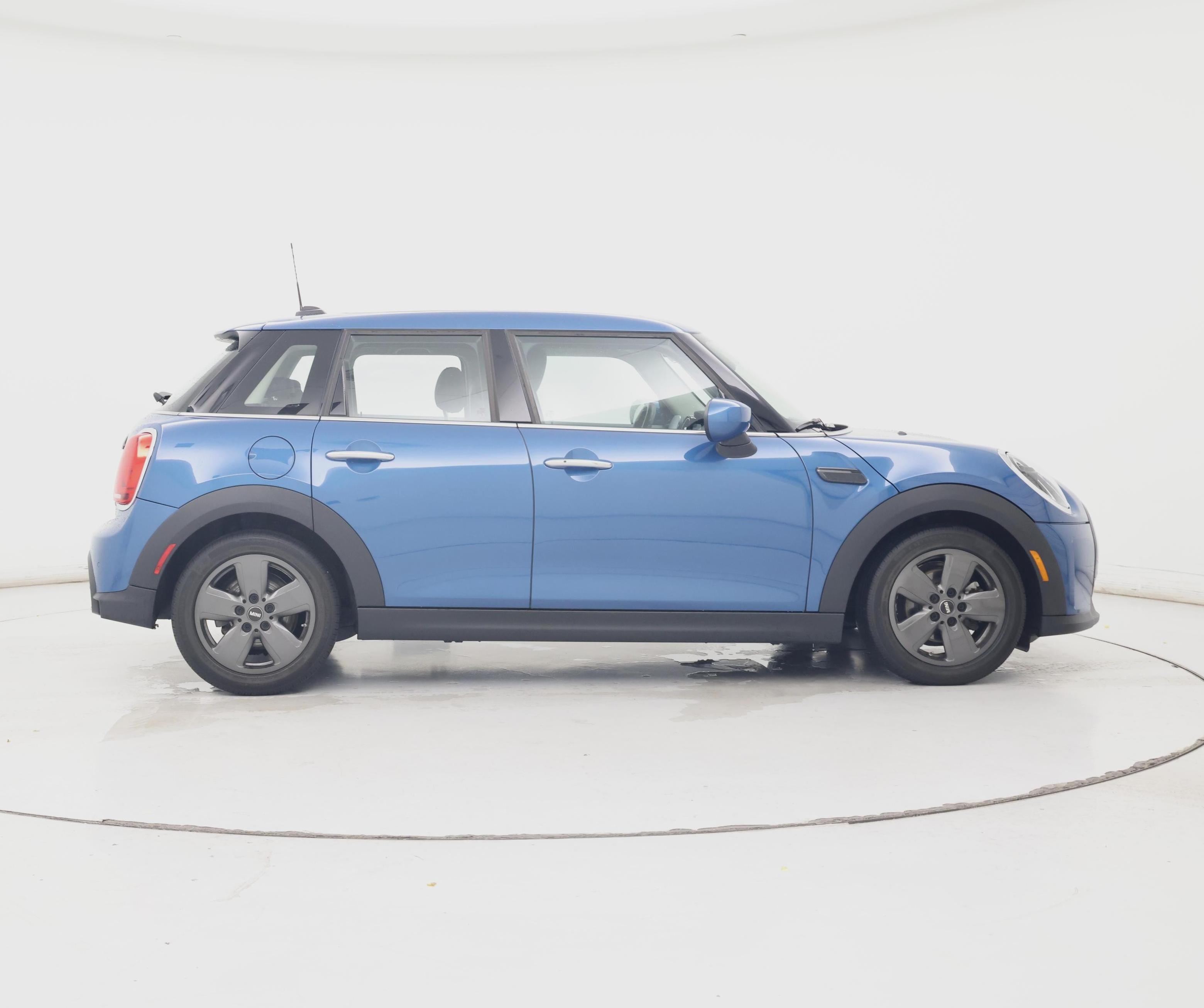 Thumbnail: 2024 MINI Cooper Hardtop - 7