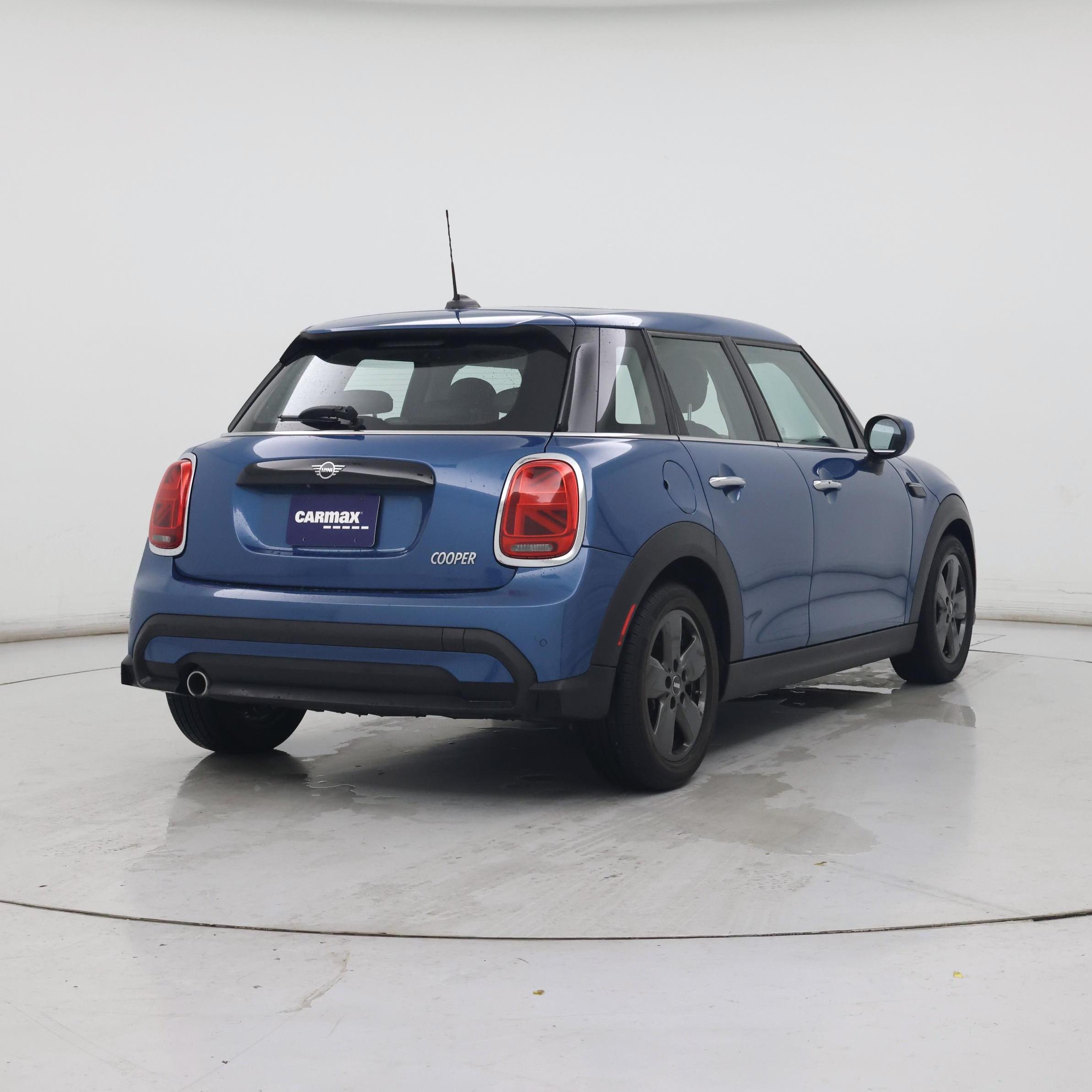 Thumbnail: 2024 MINI Cooper Hardtop - 8