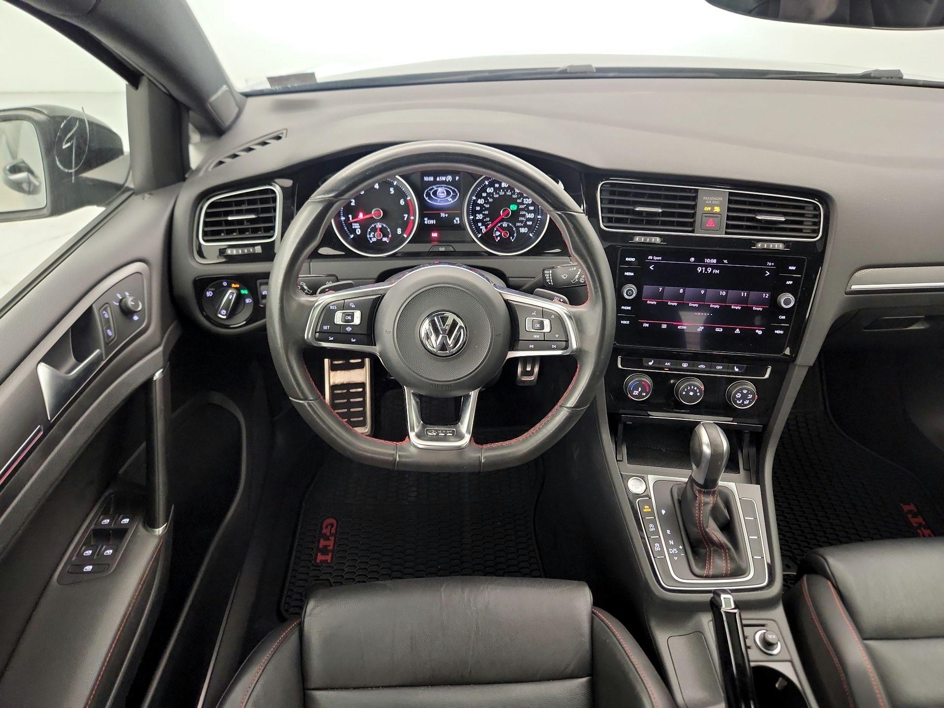 Thumbnail: 2021 Volkswagen Golf - 10