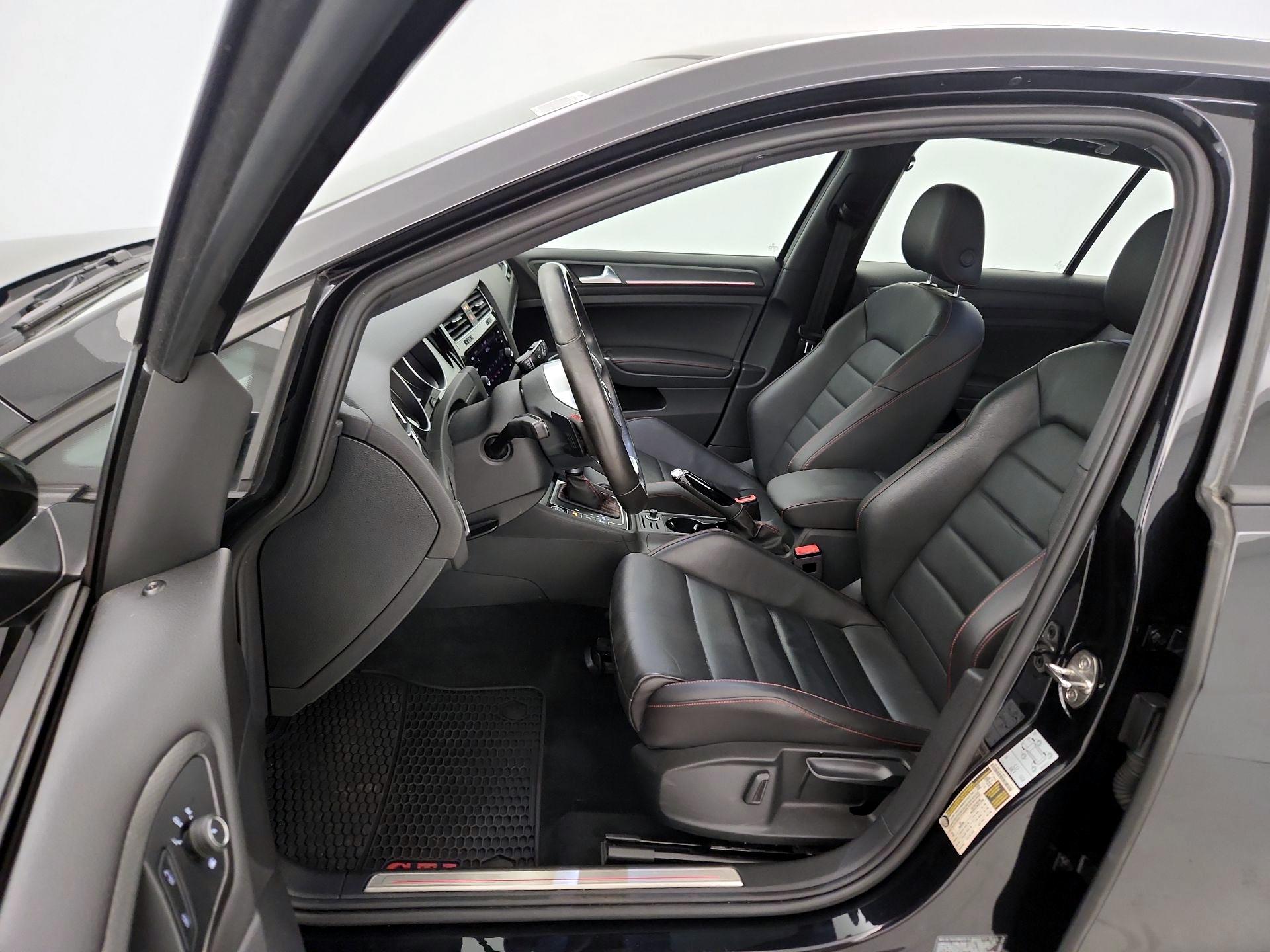 Thumbnail: 2021 Volkswagen Golf - 11