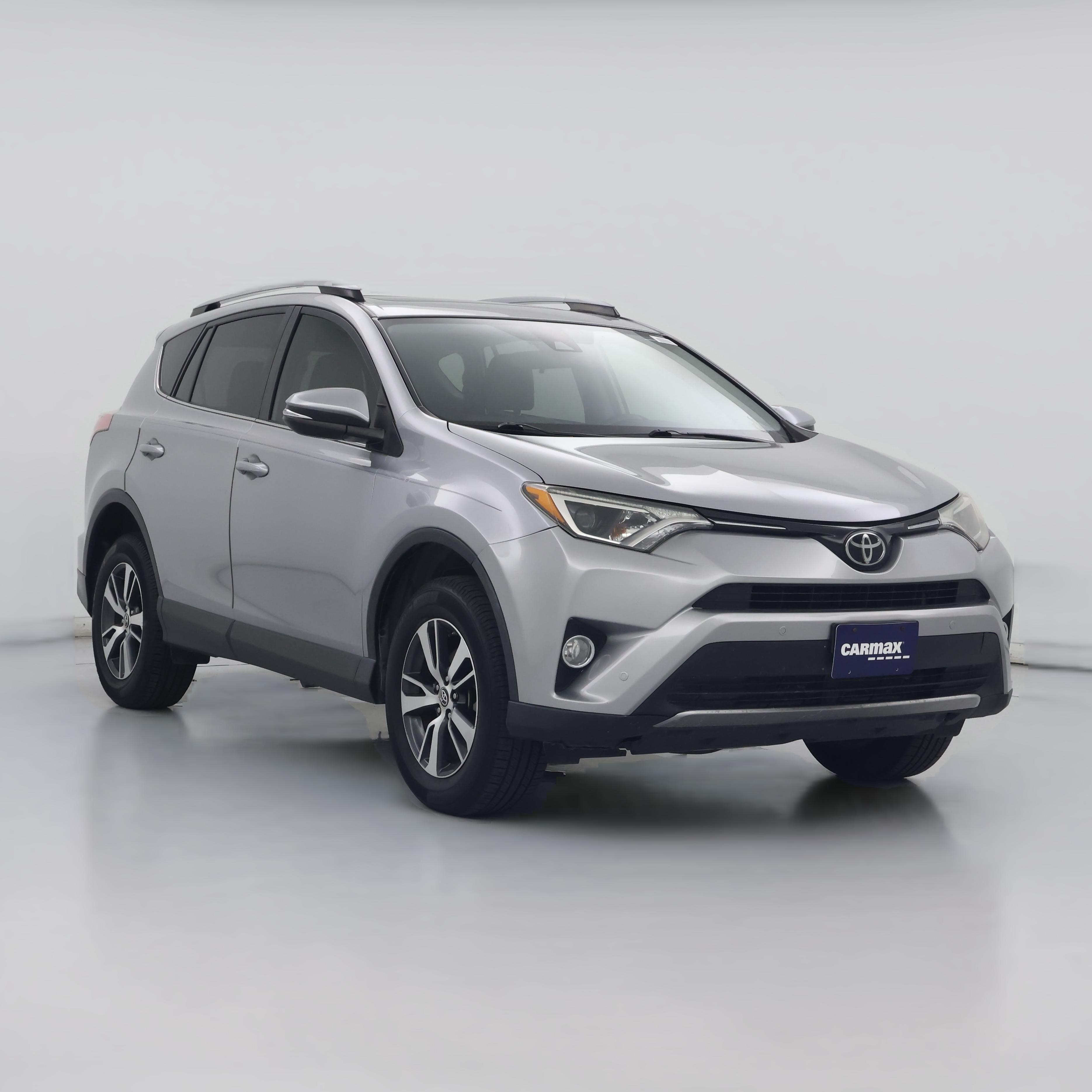 Thumbnail: 2018 Toyota RAV4 - 1