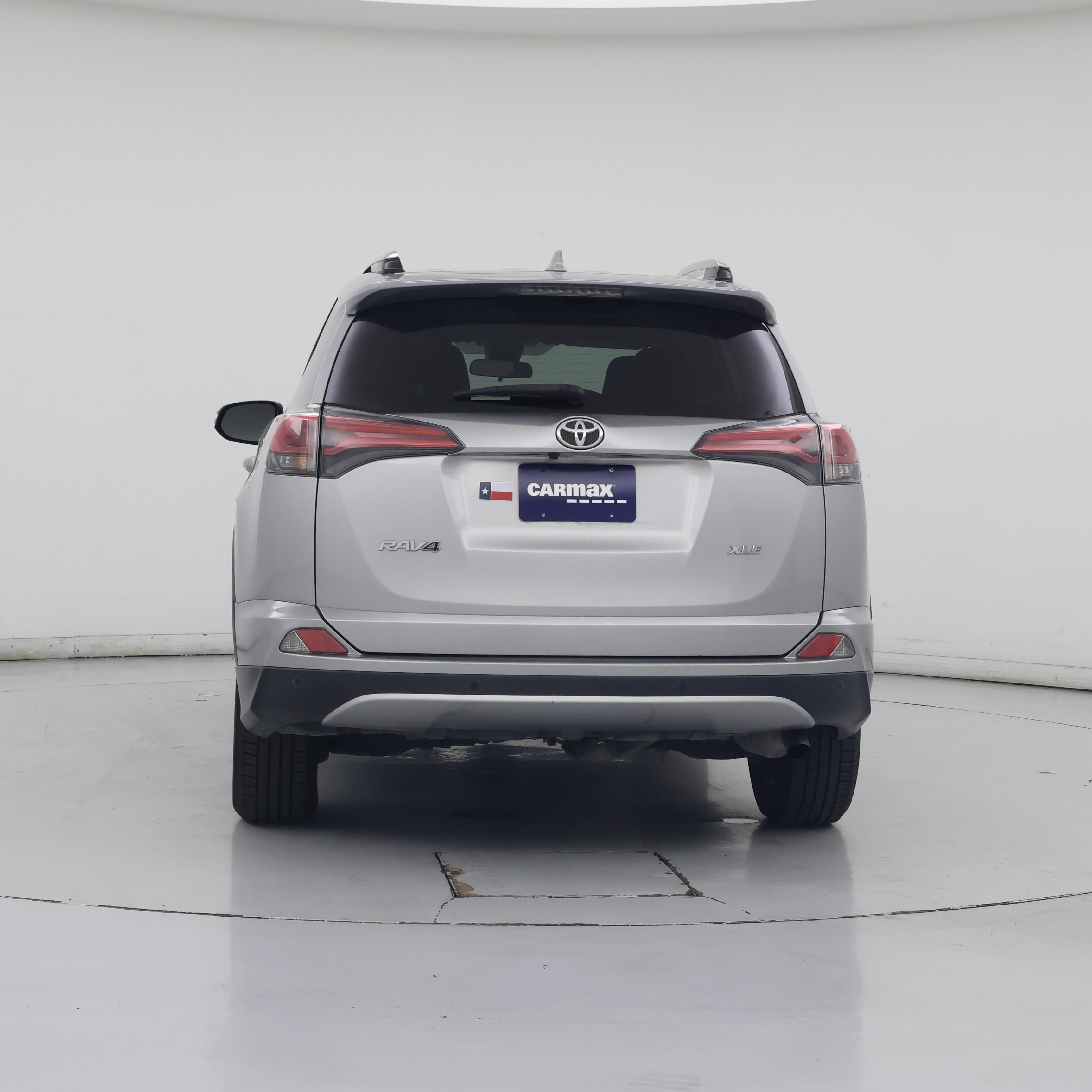 Thumbnail: 2018 Toyota RAV4 - 6