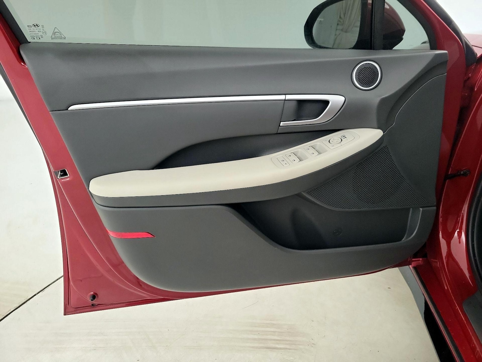 2025 Hyundai Sonata Hybrid SEL - Photo 13