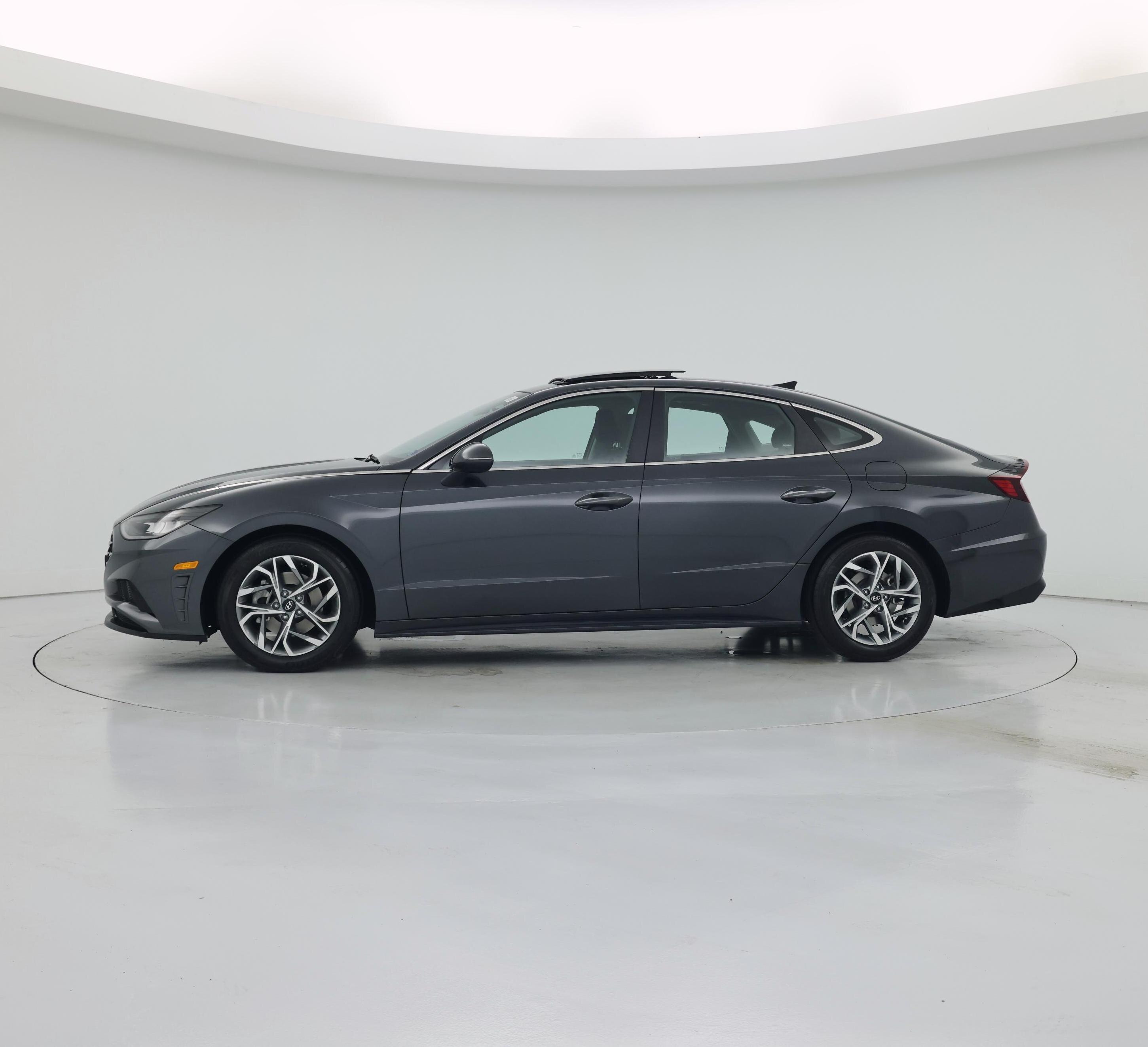Thumbnail: 2023 Hyundai Sonata - 3