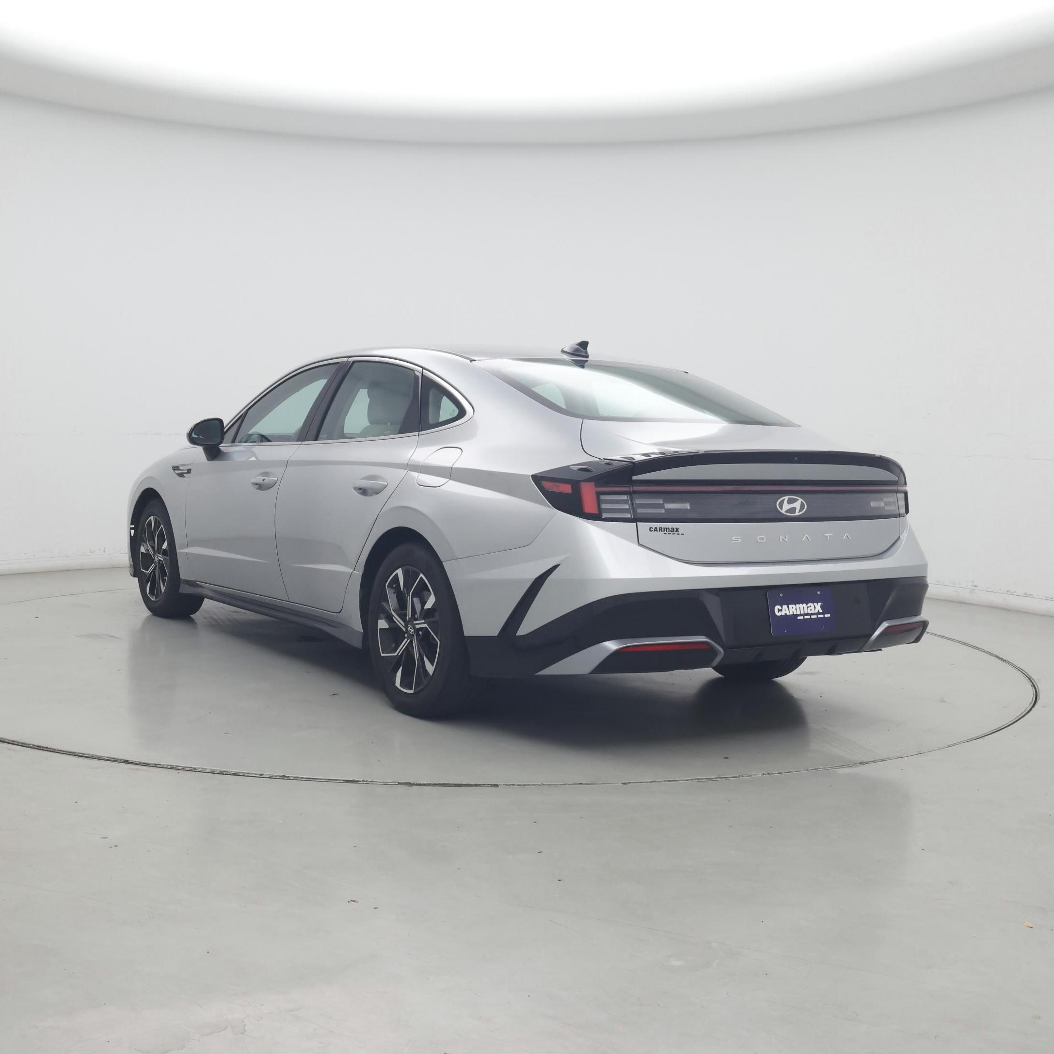 Thumbnail: 2024 Hyundai Sonata - 2