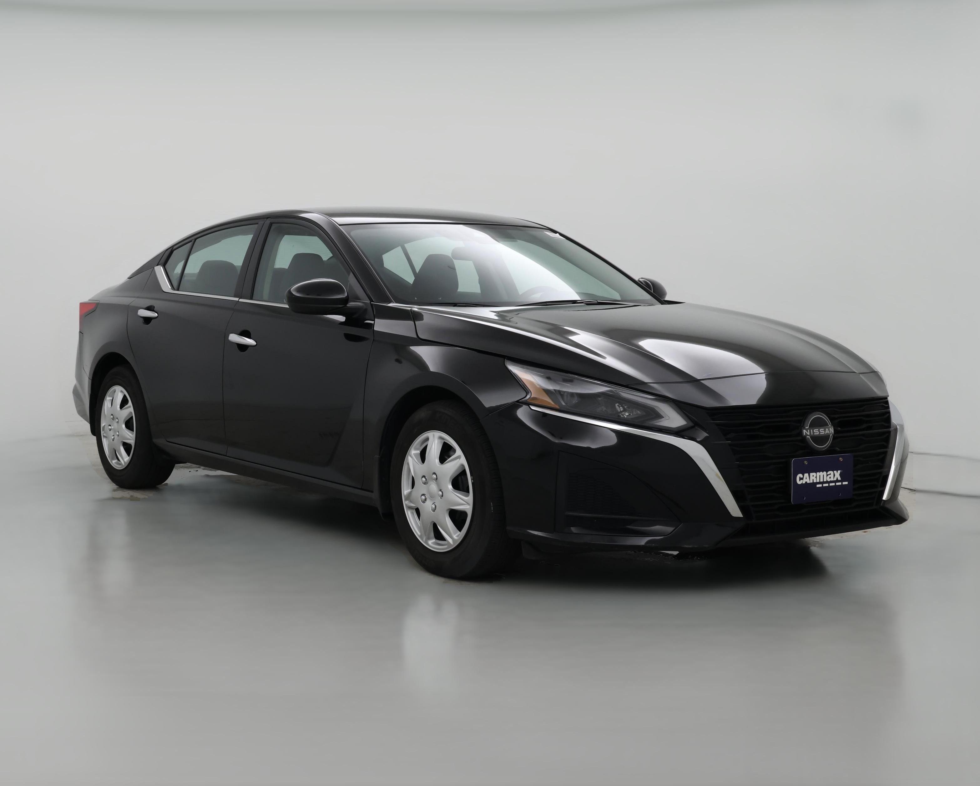 Thumbnail: 2023 Nissan Altima - 1