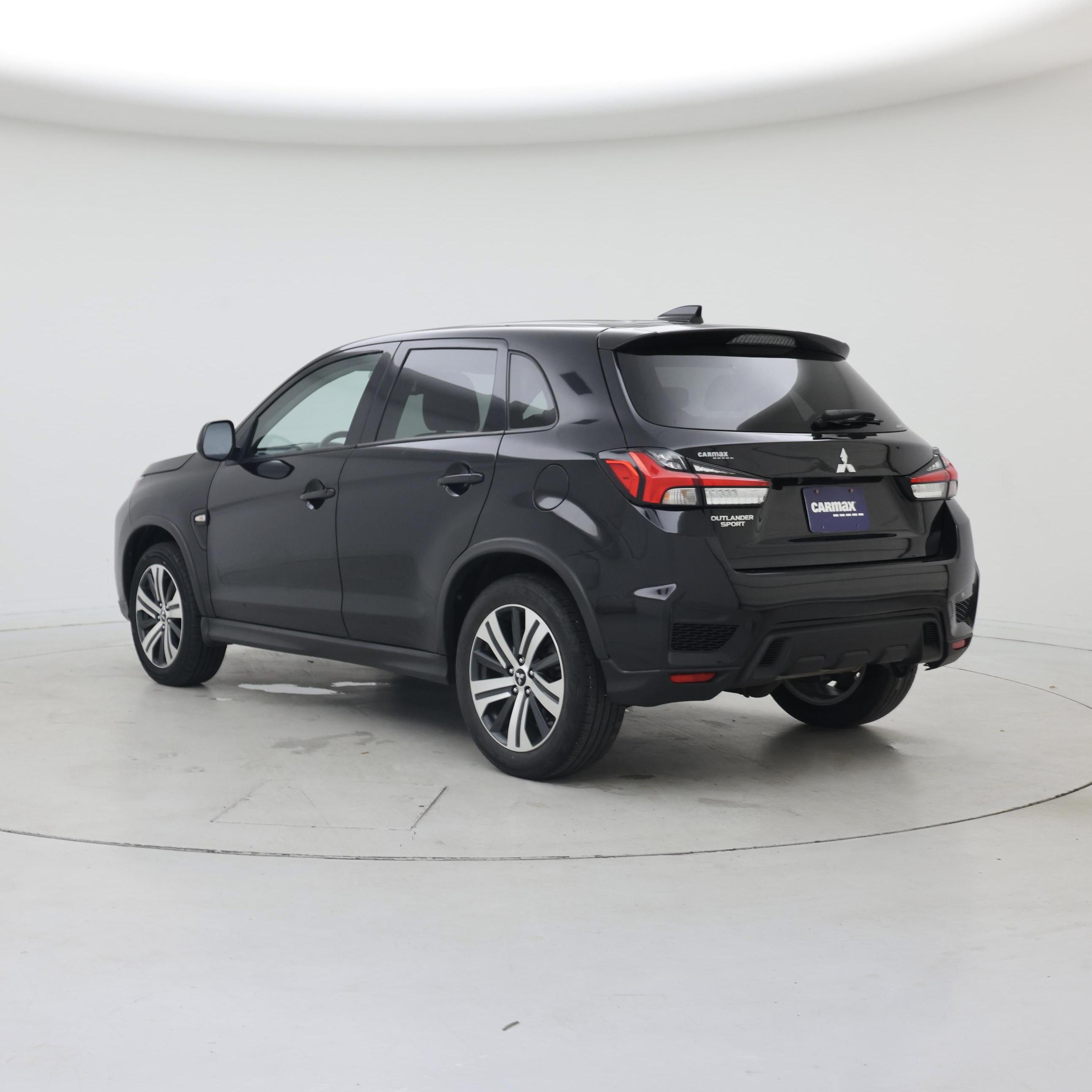 Thumbnail: 2023 Mitsubishi Outlander Sport - 2