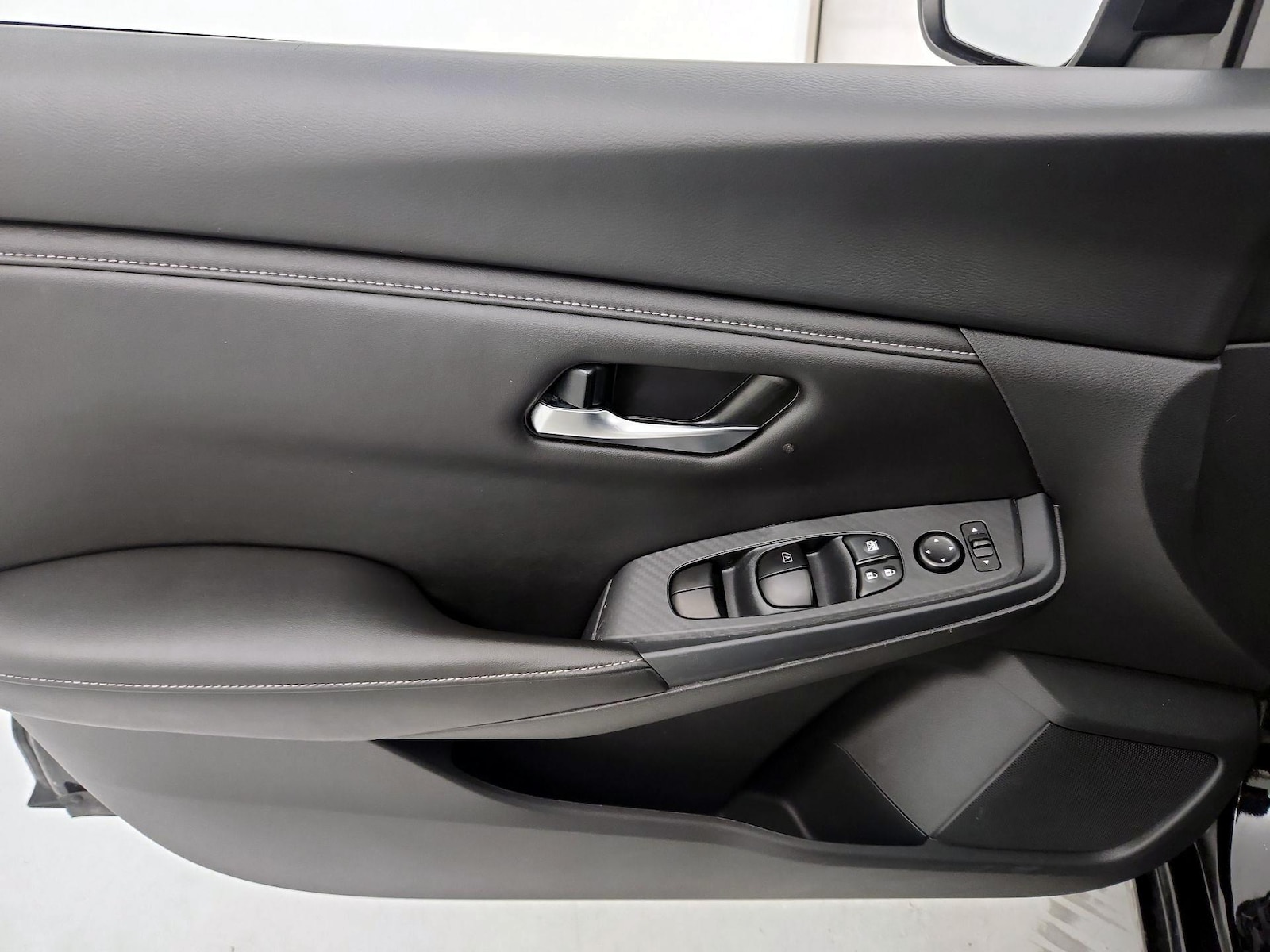2024 Nissan Sentra SV - Photo 13