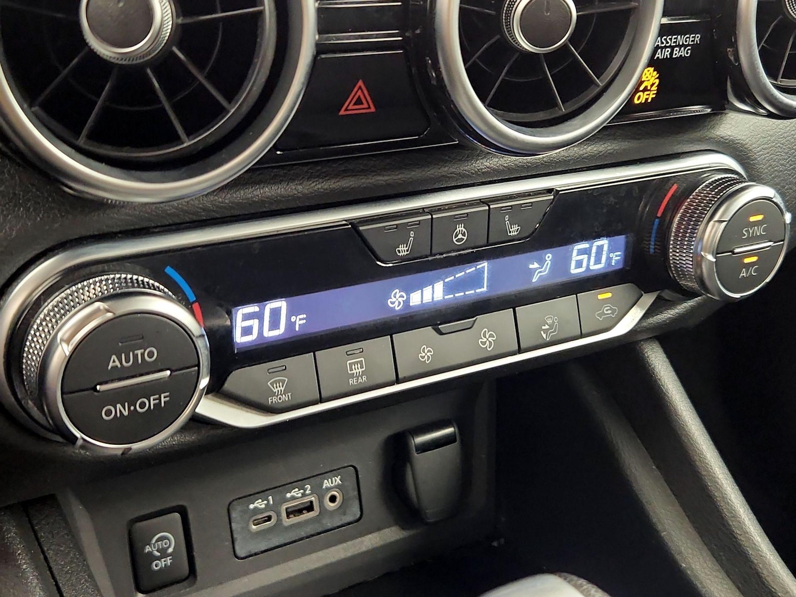 2024 Nissan Sentra SV - Photo 17