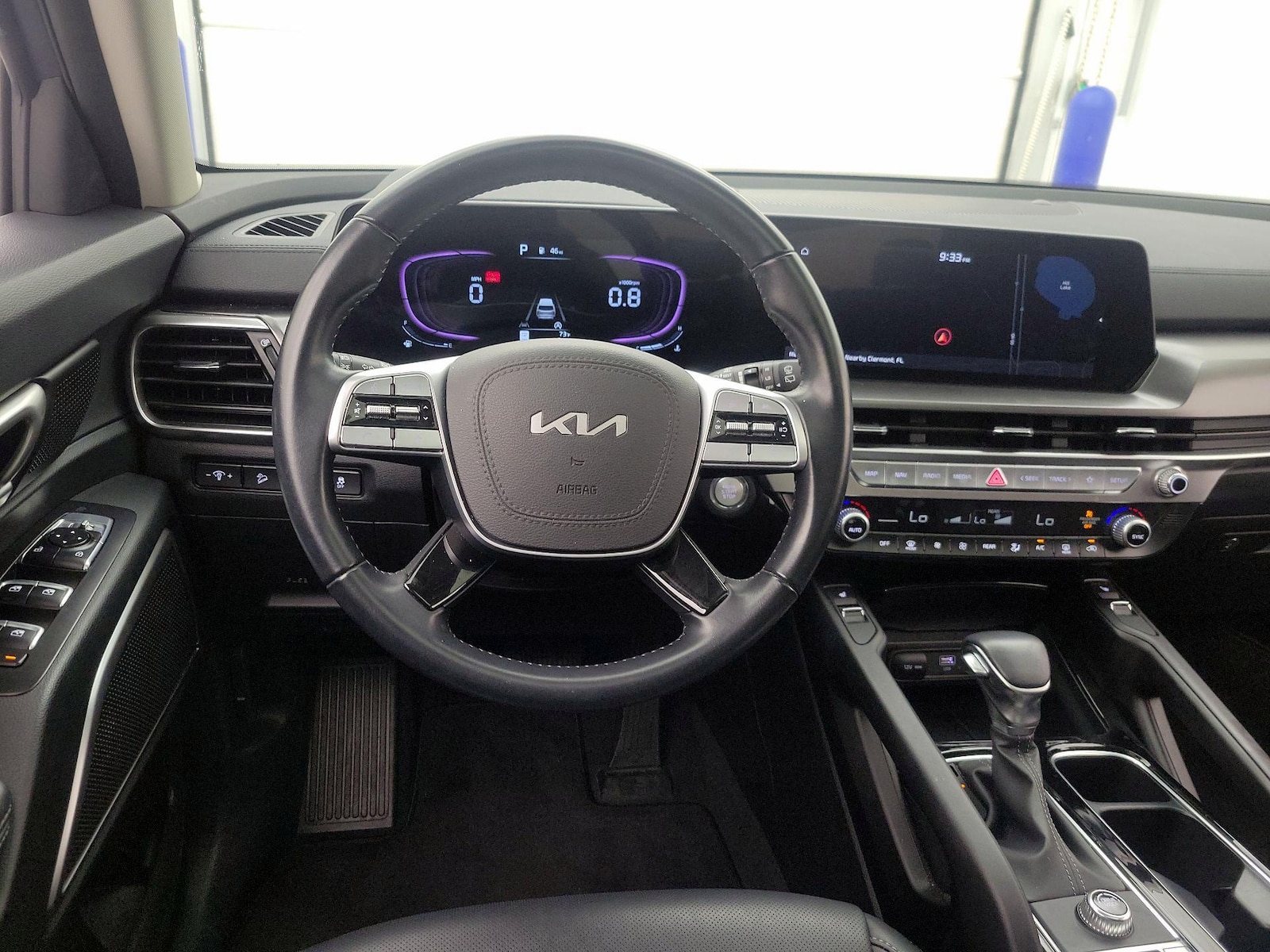 2025 Kia Telluride S - Photo 11
