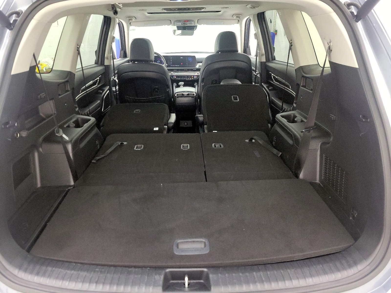 2025 Kia Telluride S - Photo 25