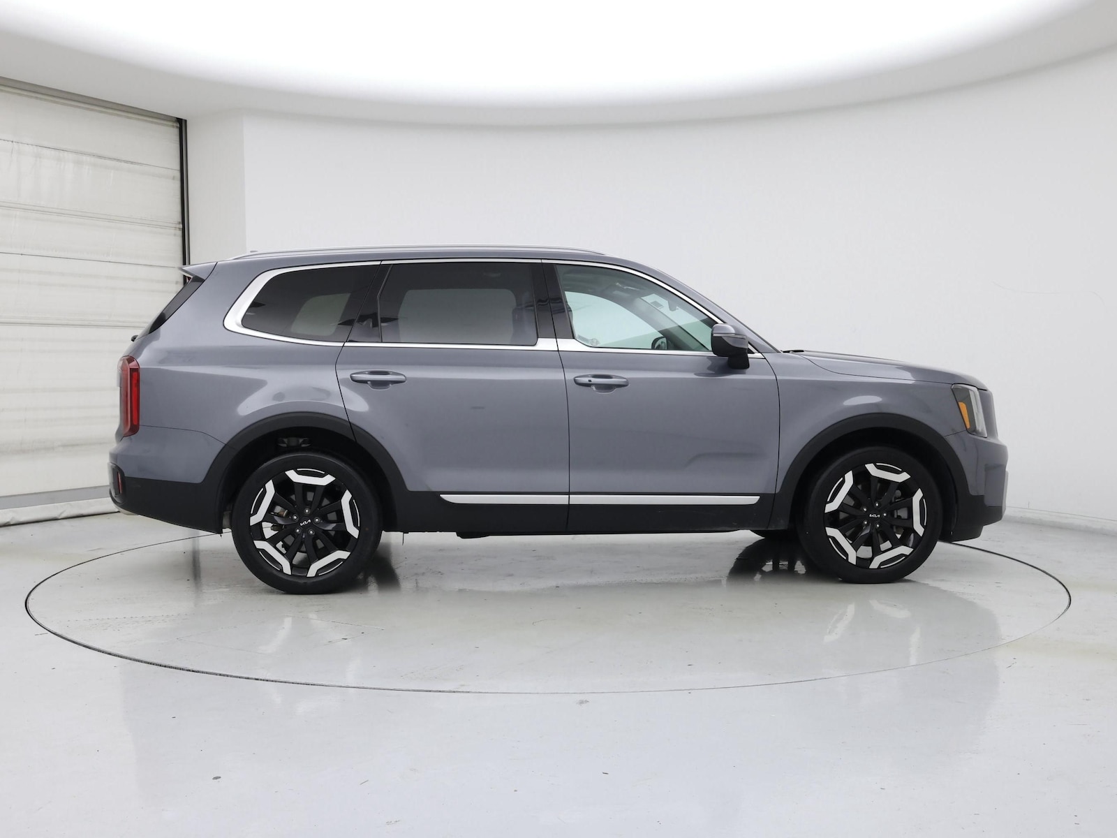 2025 Kia Telluride S - Photo 8