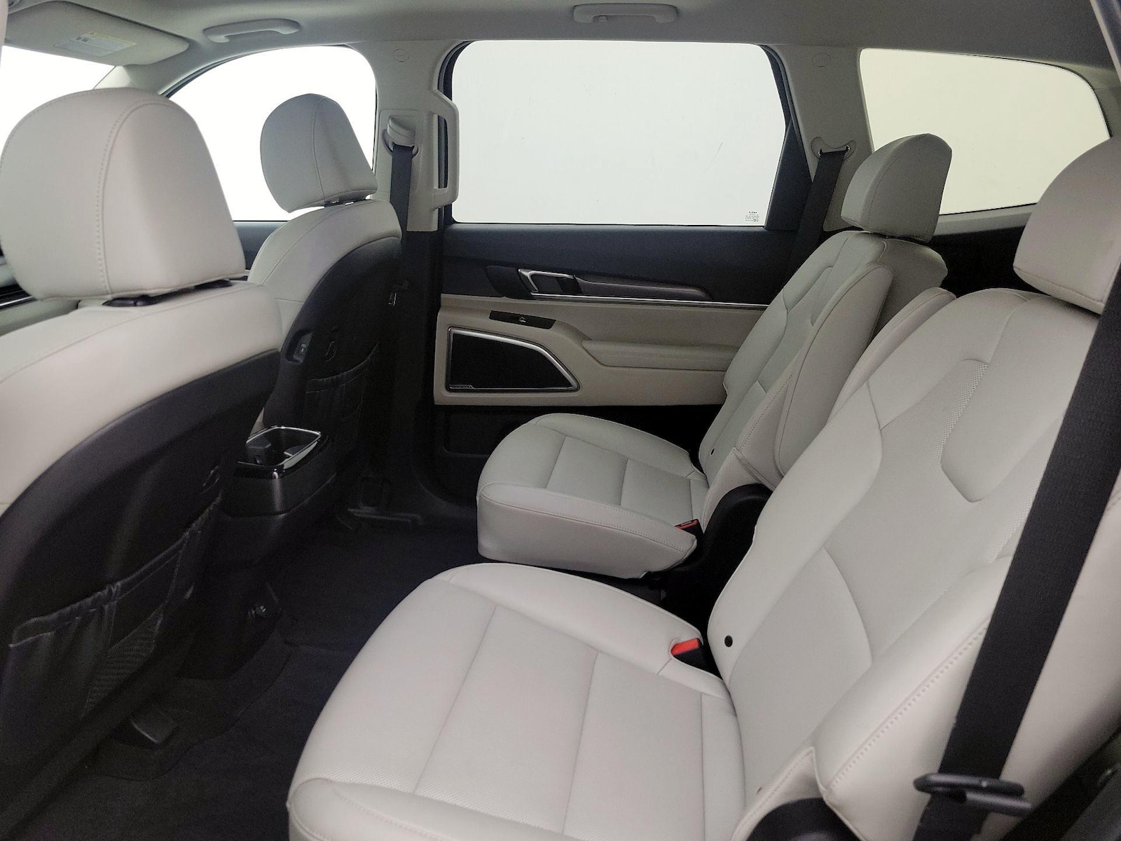2025 Kia Telluride S - Photo 22