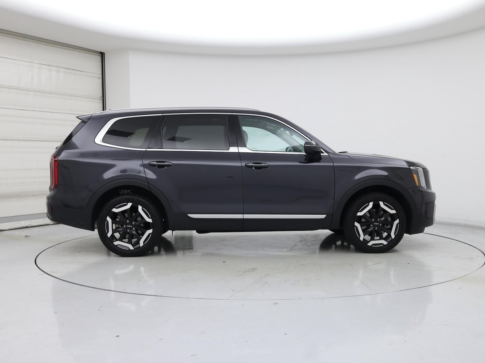 2025 Kia Telluride S - Photo 8