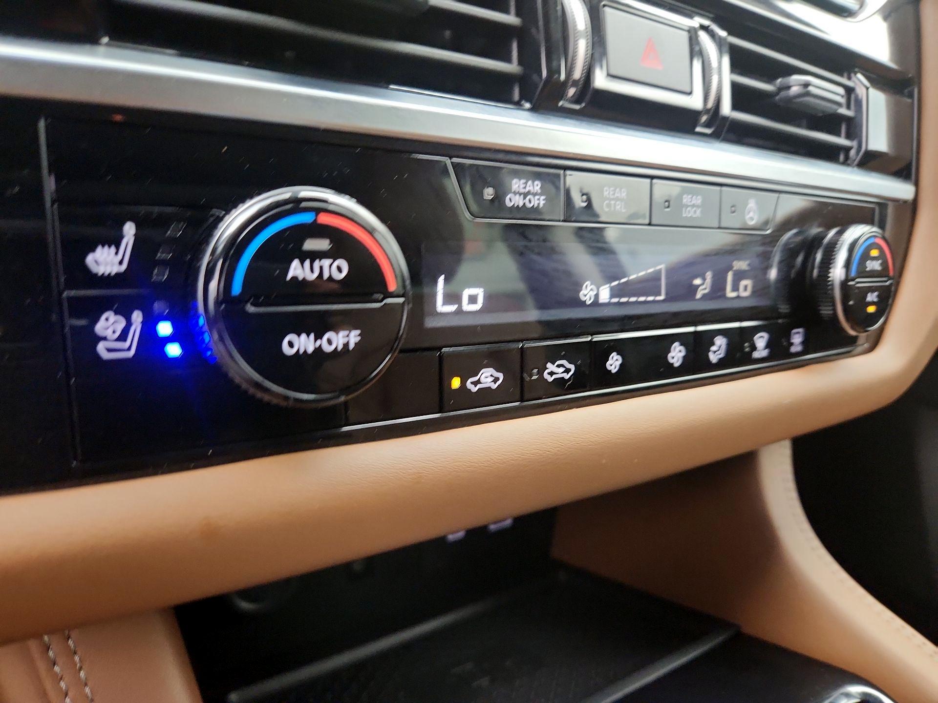 Thumbnail: 2024 Nissan Pathfinder - 16