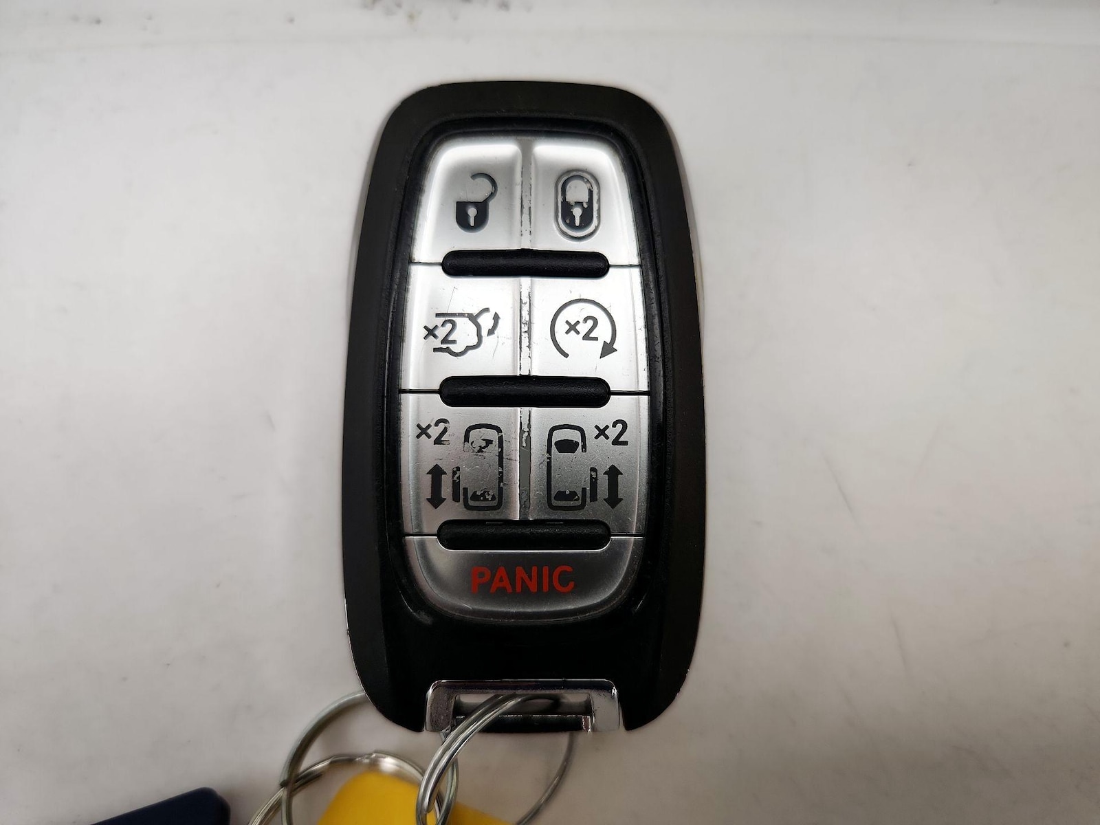 2024 Chrysler Pacifica PHEV Select - Photo 26