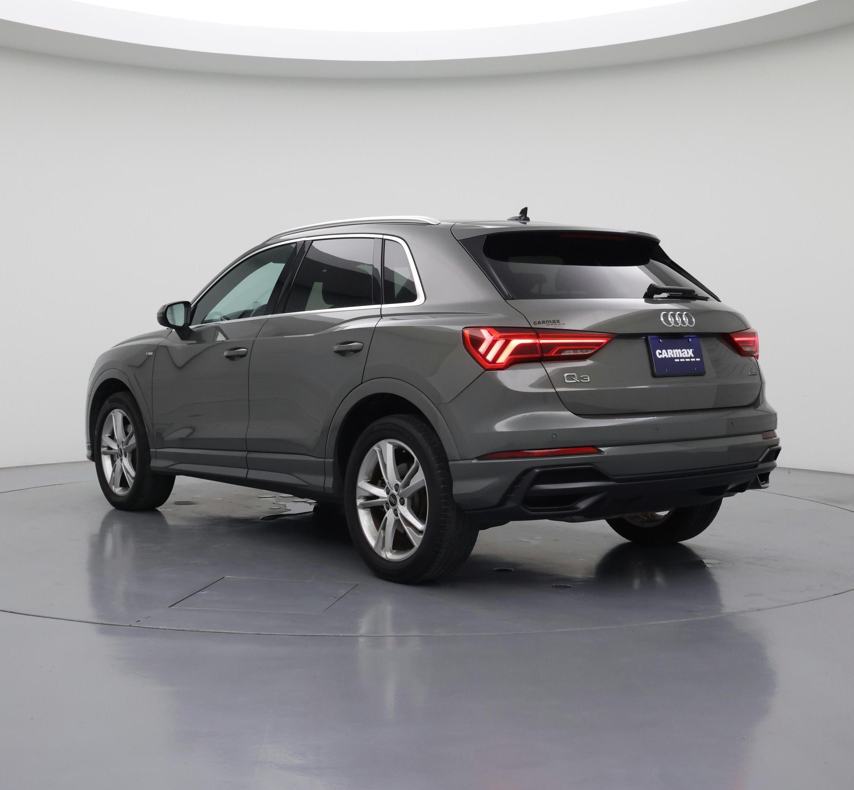 Thumbnail: 2022 Audi Q3 - 2